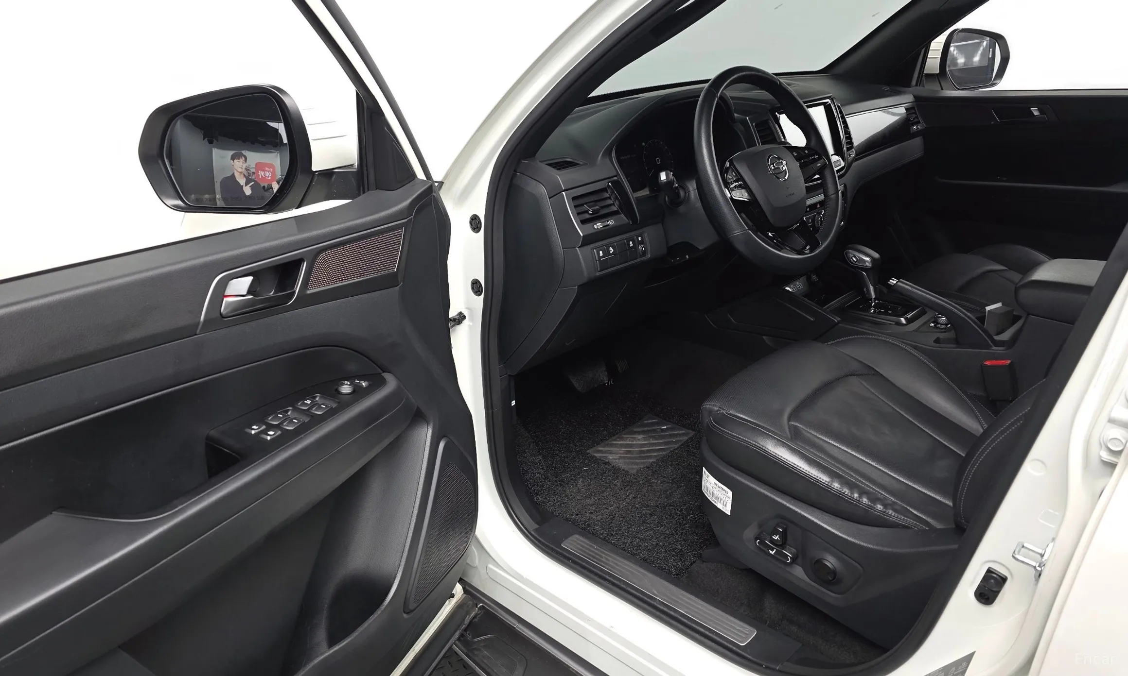KG Mobility (SsangYong) Rexton Sports превью 12