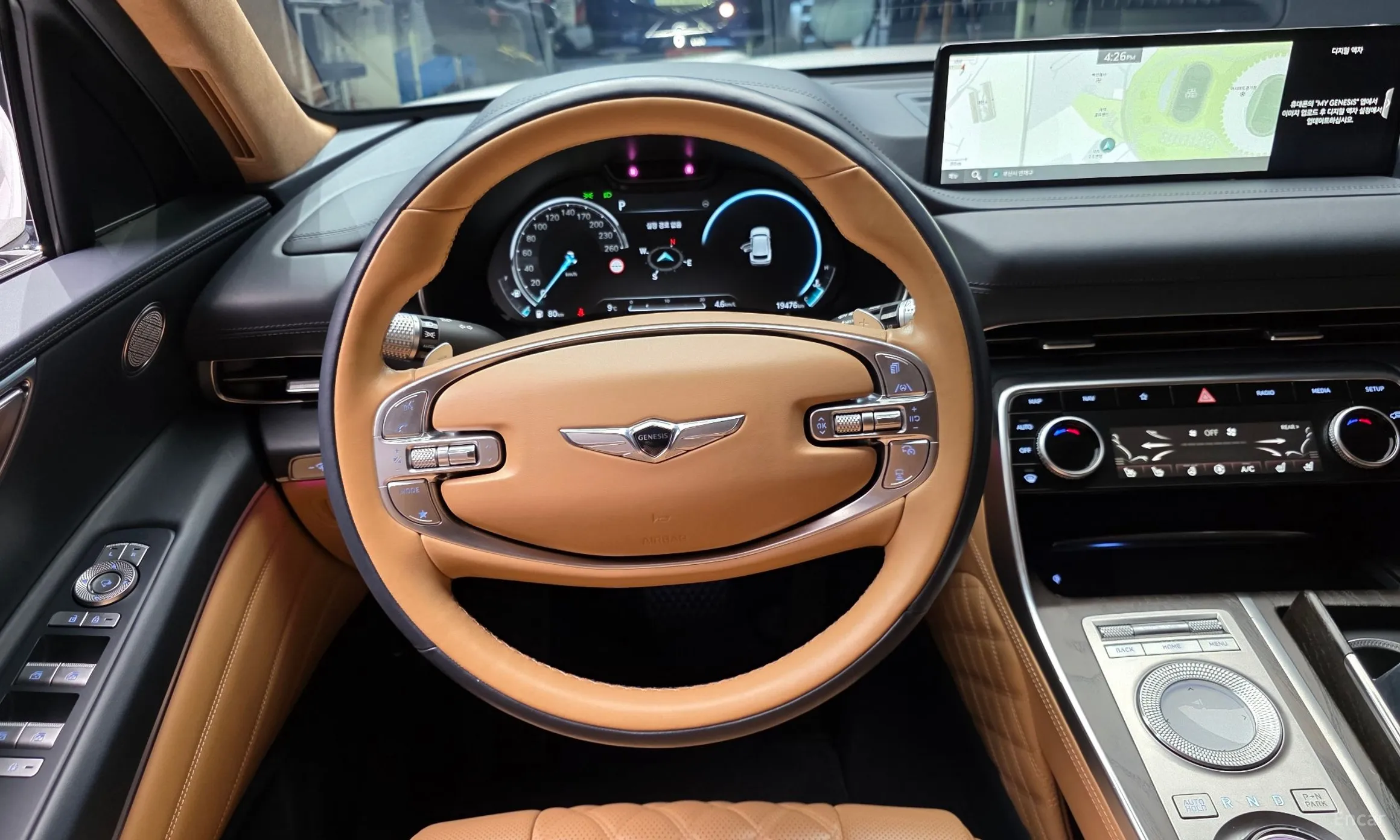 Genesis GV80 превью 13