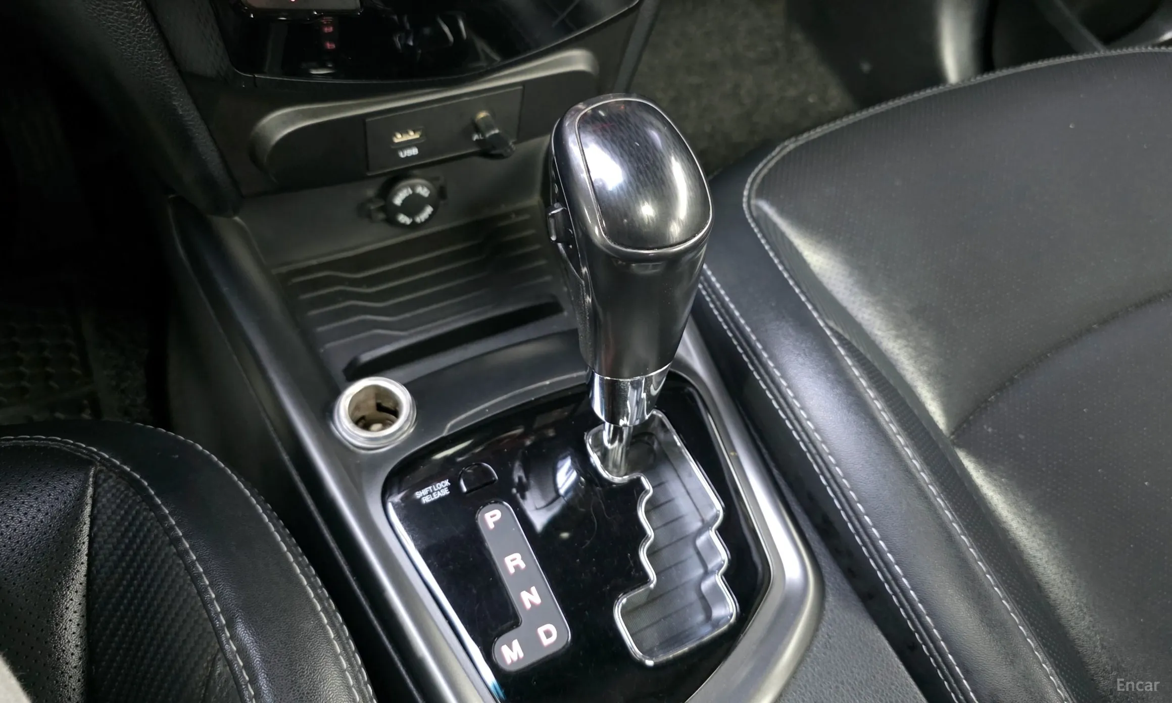 KG Mobility (SsangYong) Tivoli Air превью 9