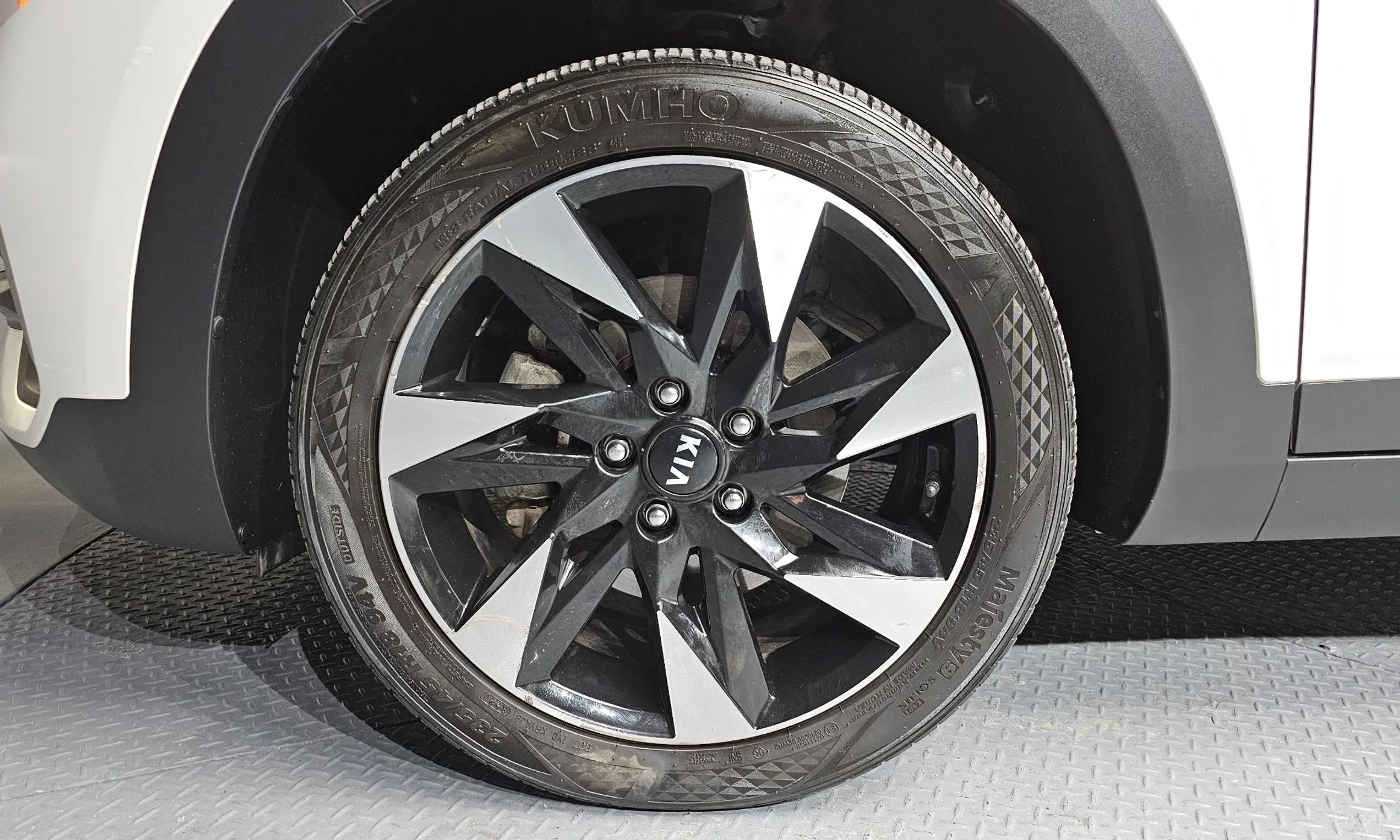Kia Seltos превью 5