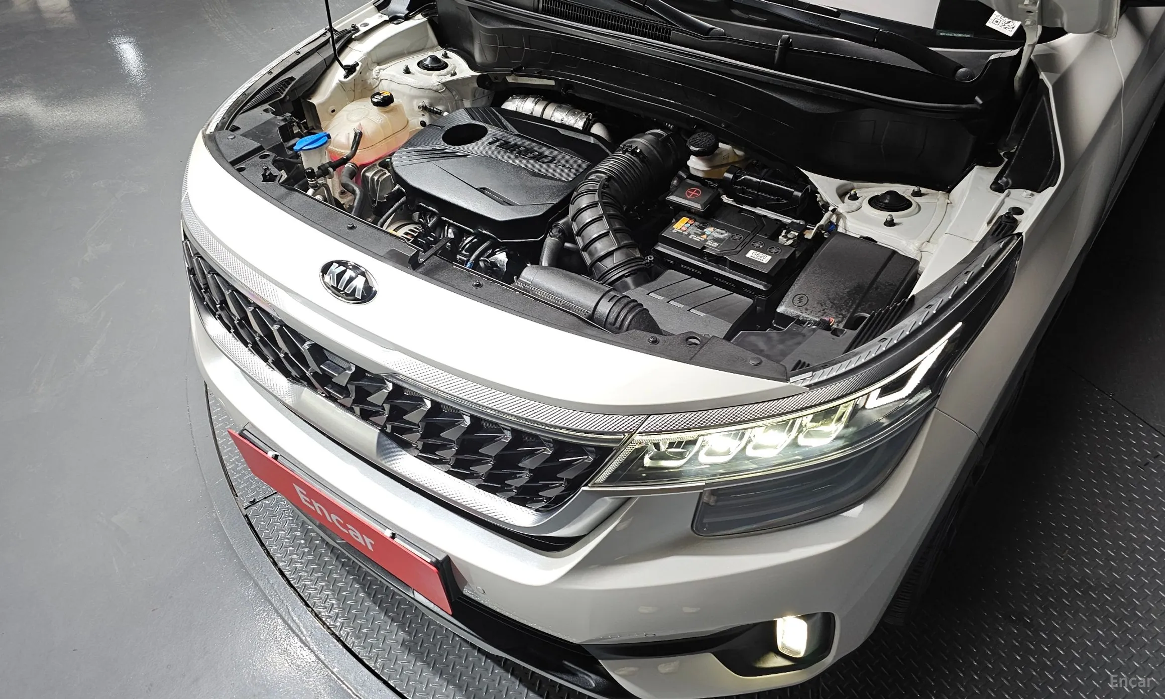 Kia Seltos превью 6