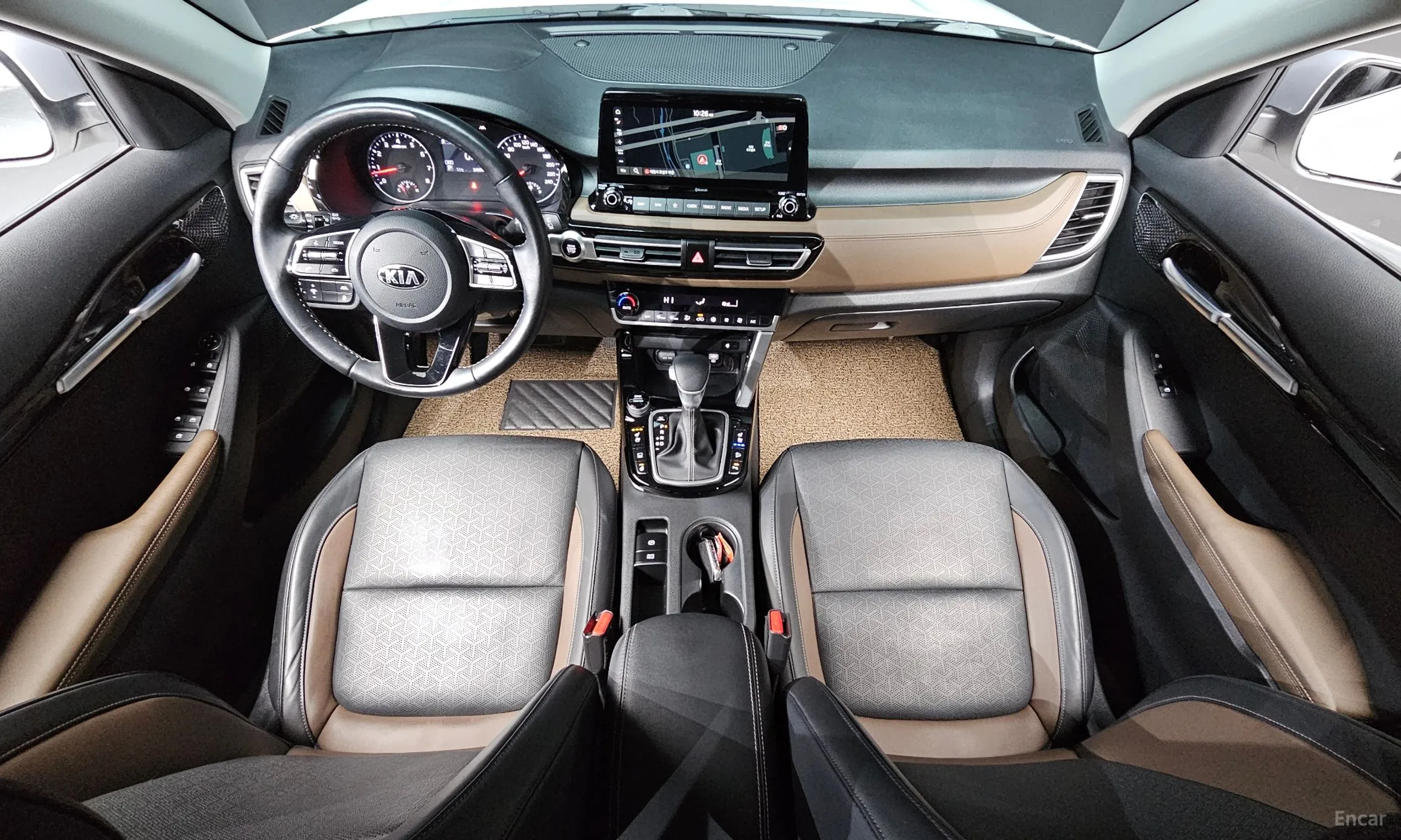 Kia Seltos превью 7