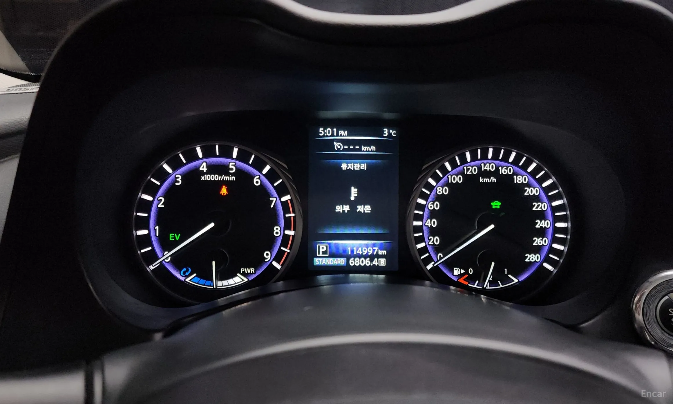 Infiniti Q50 превью 8