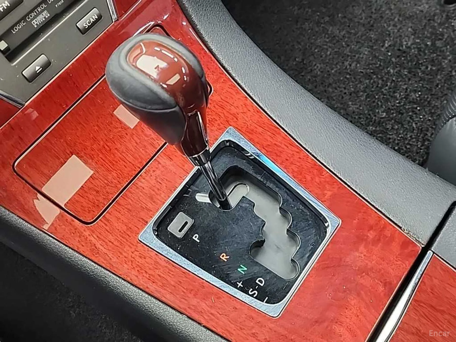 Lexus ES350 превью 9