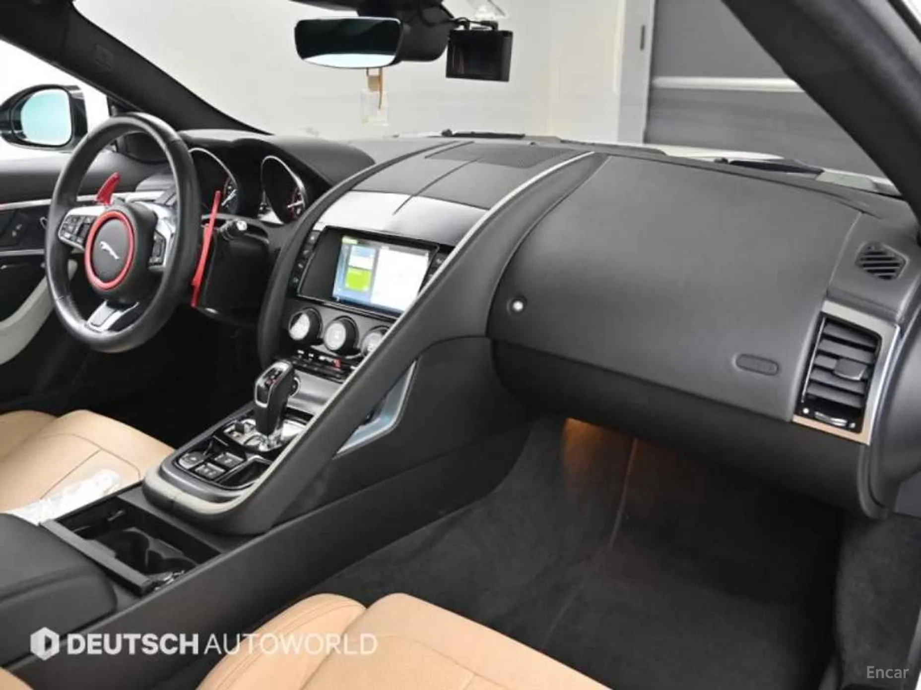 Jaguar F-TYPE превью 7
