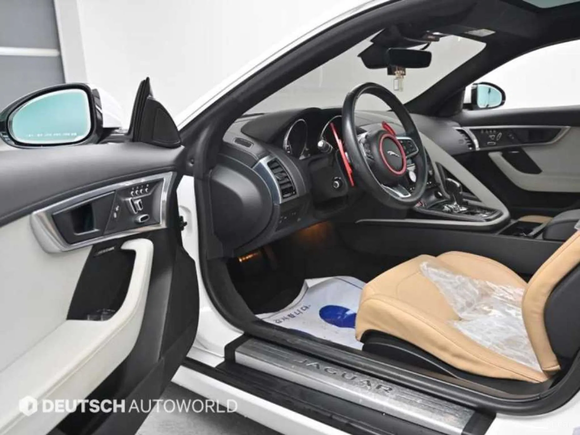 Jaguar F-TYPE превью 9