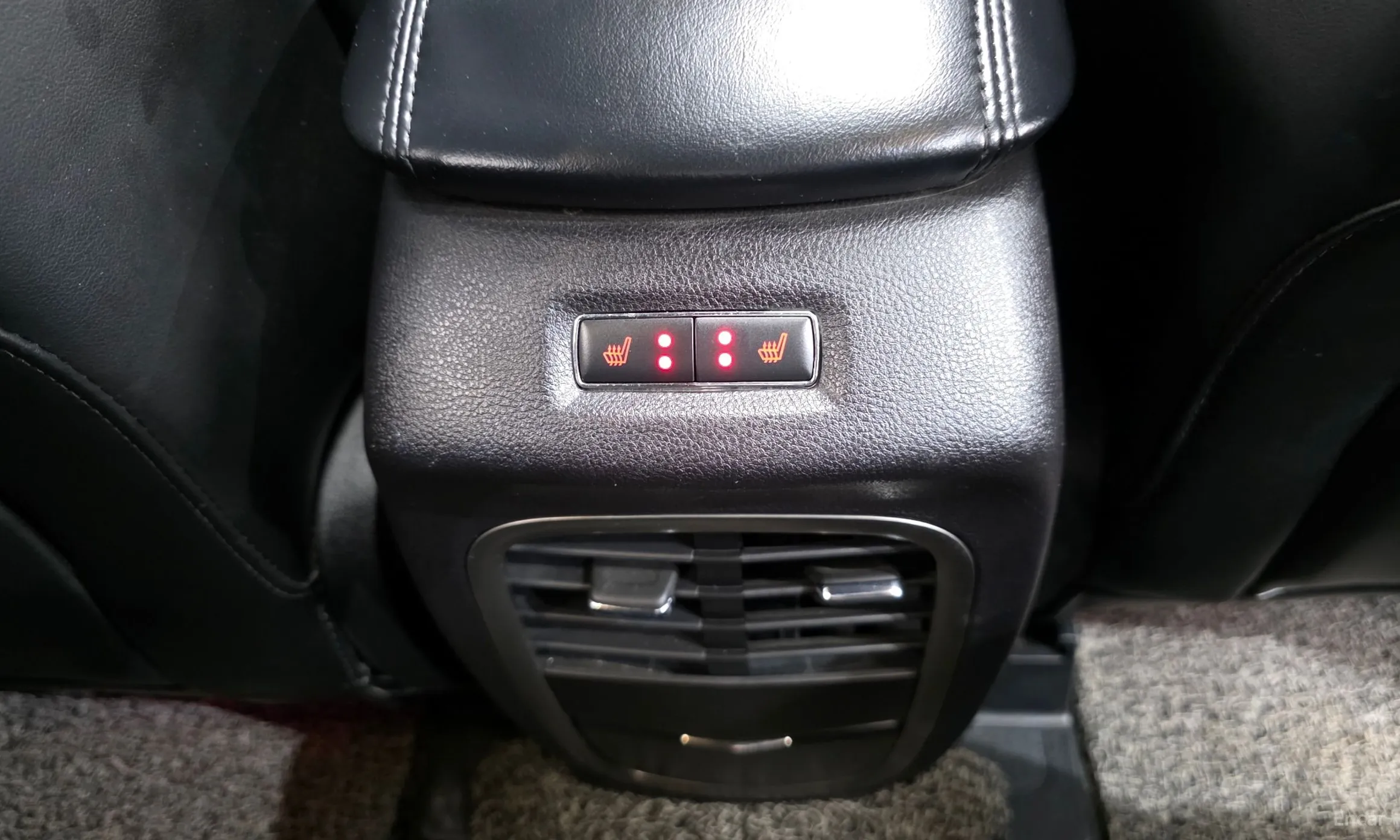 Lincoln MKC превью 19