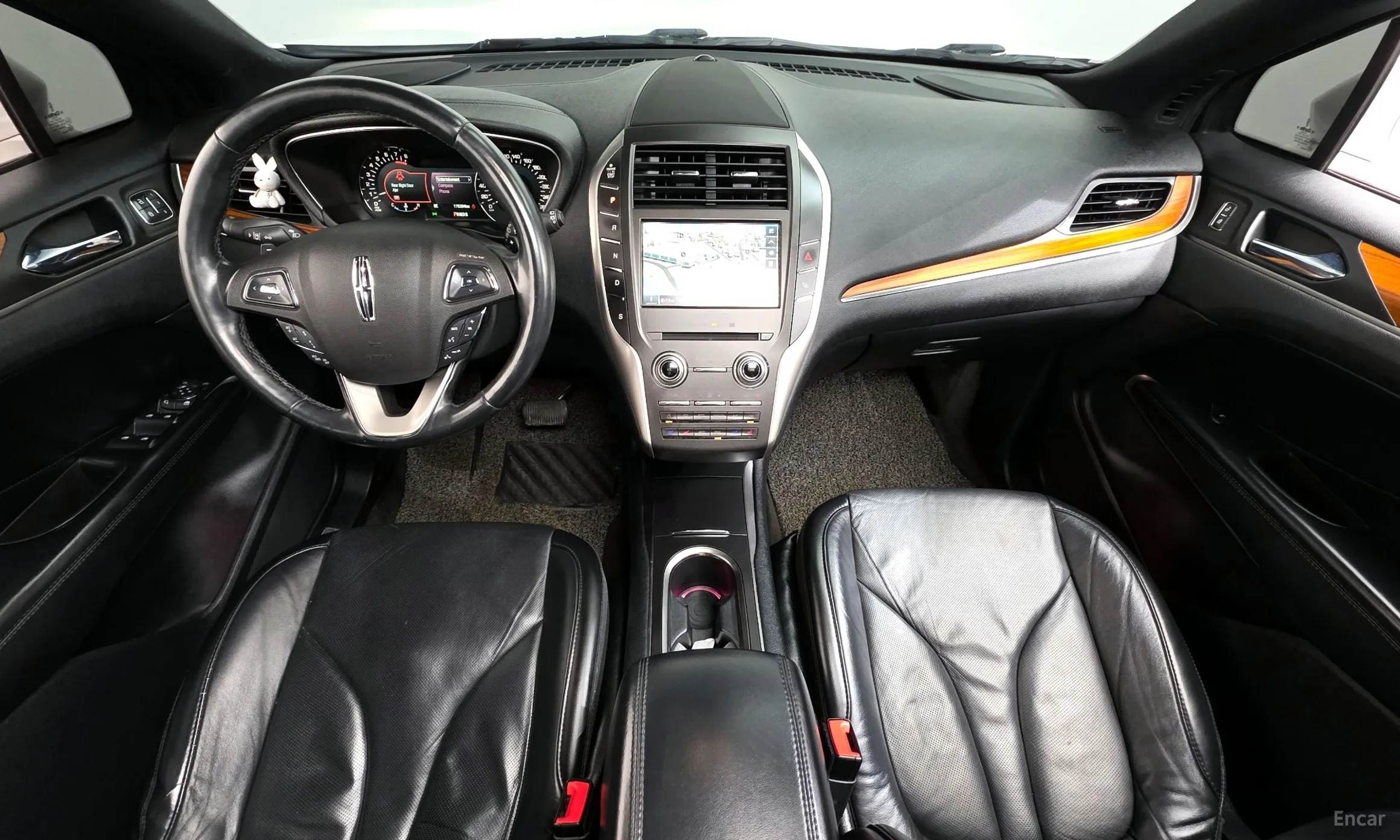 Lincoln MKC превью 7