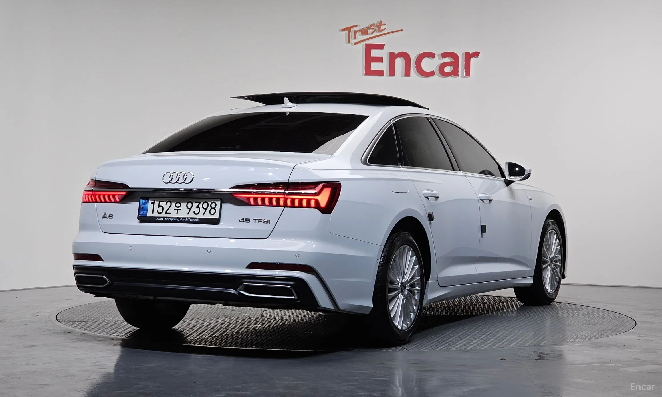 Audi A6 (C8) превью 2