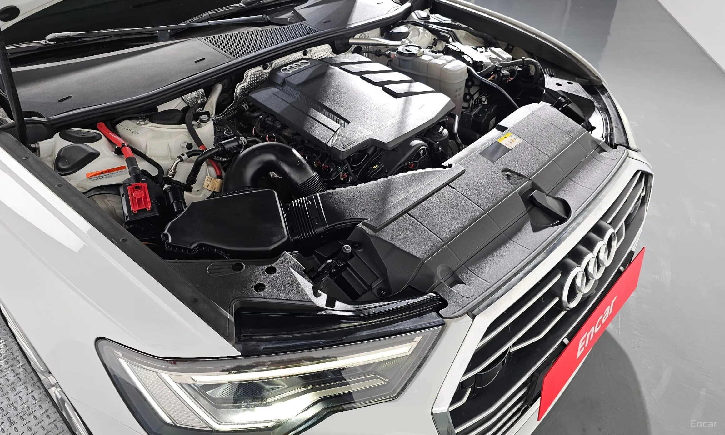 Audi A6 (C8) превью 6