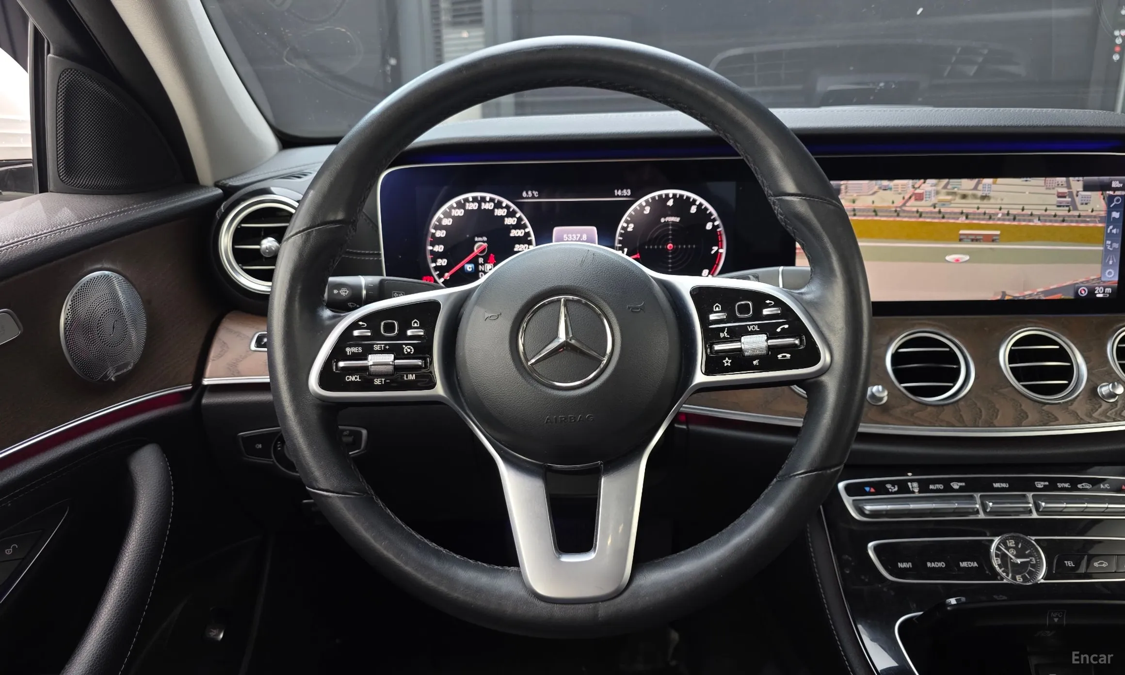Mercedes Benz E-Class W213 превью 13
