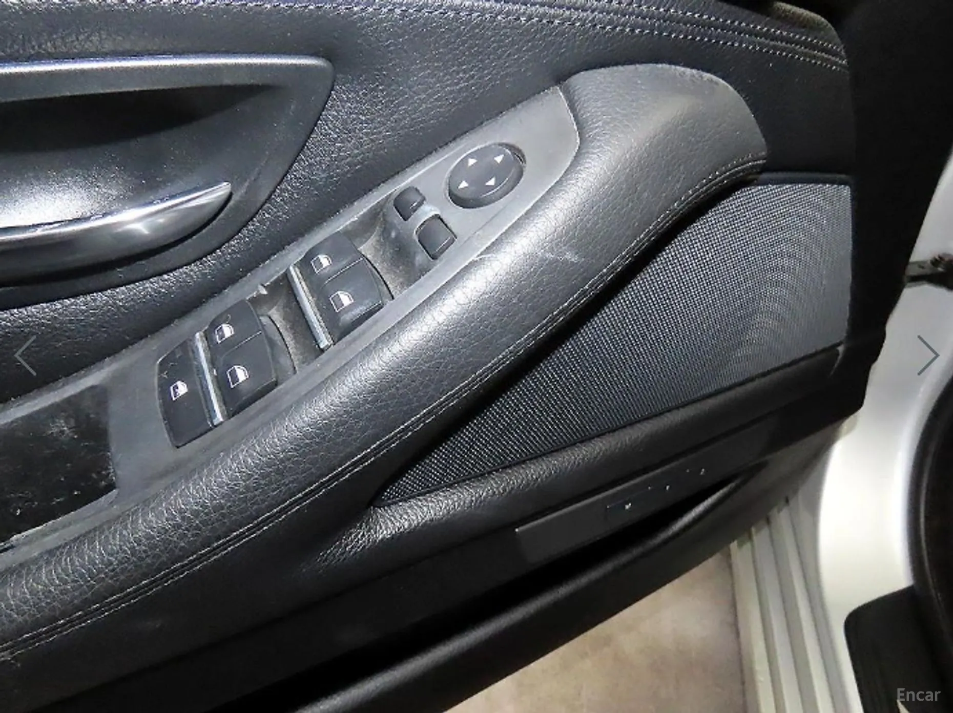 BMW 5 Series (F10) превью 13