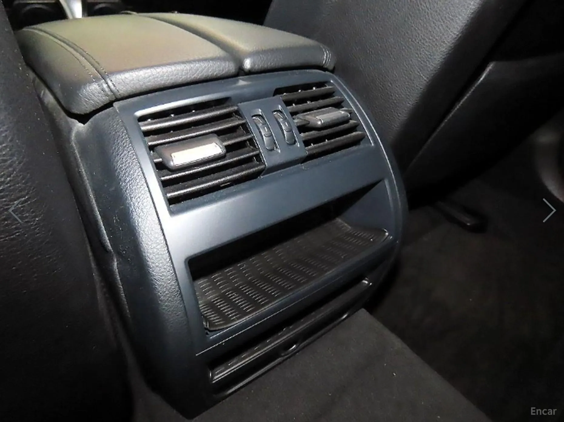 BMW 5 Series (F10) превью 18