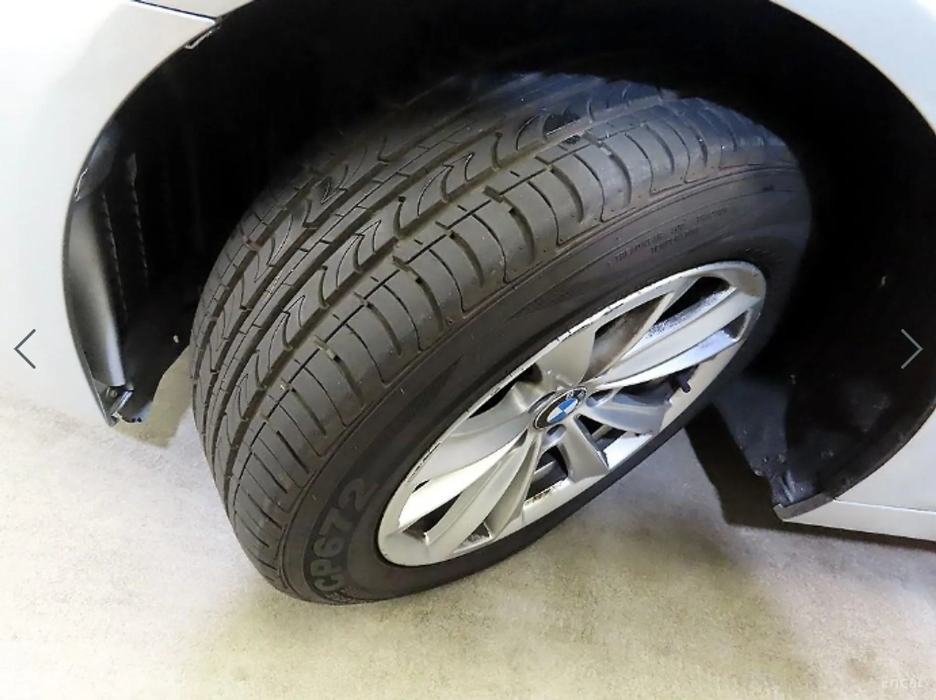BMW 5 Series (F10) превью 20