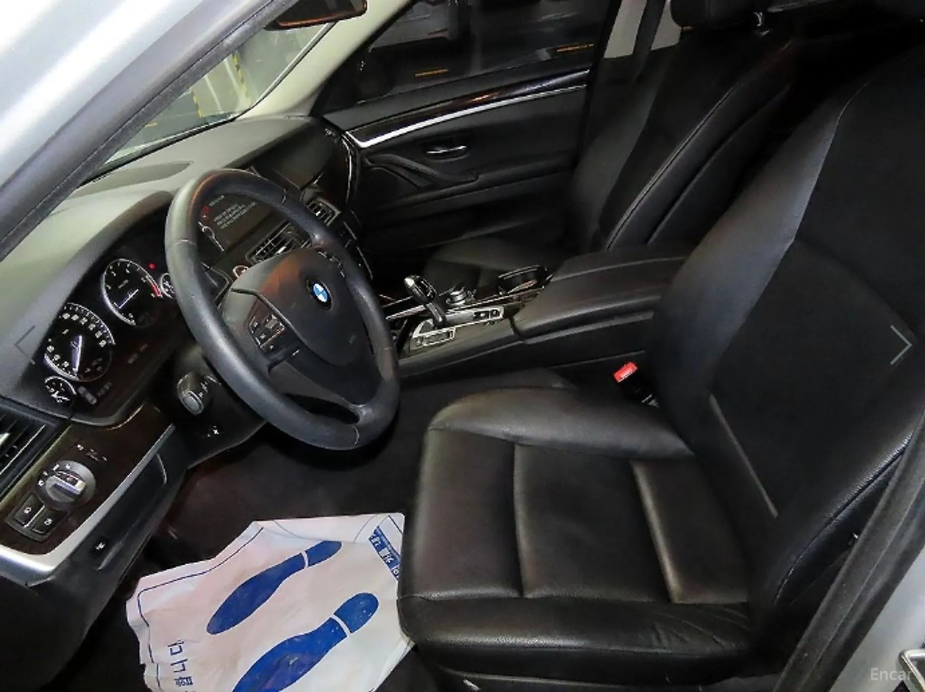 BMW 5 Series (F10) превью 6
