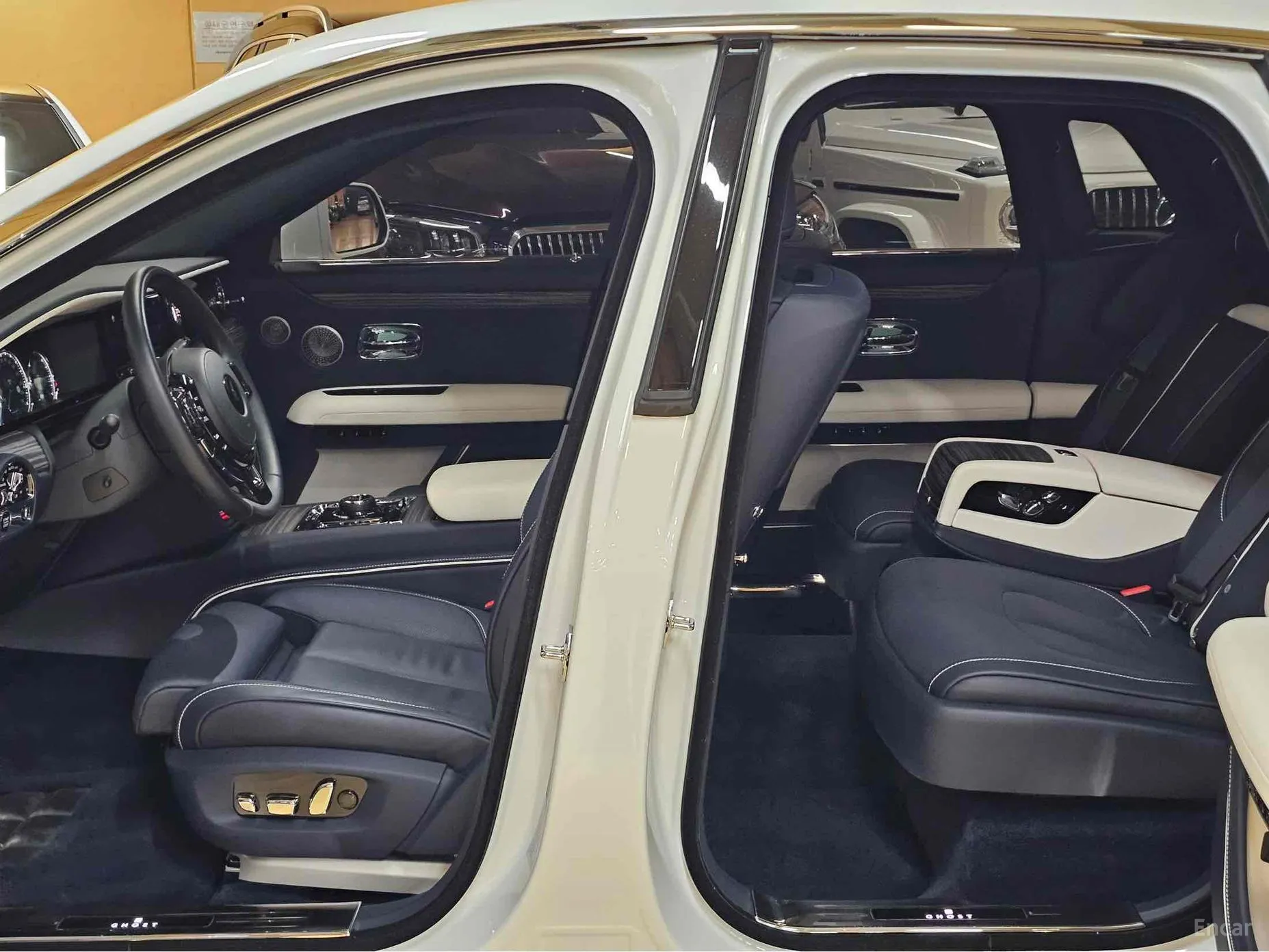 Rolls-Royce Ghost 2nd Generation превью 4