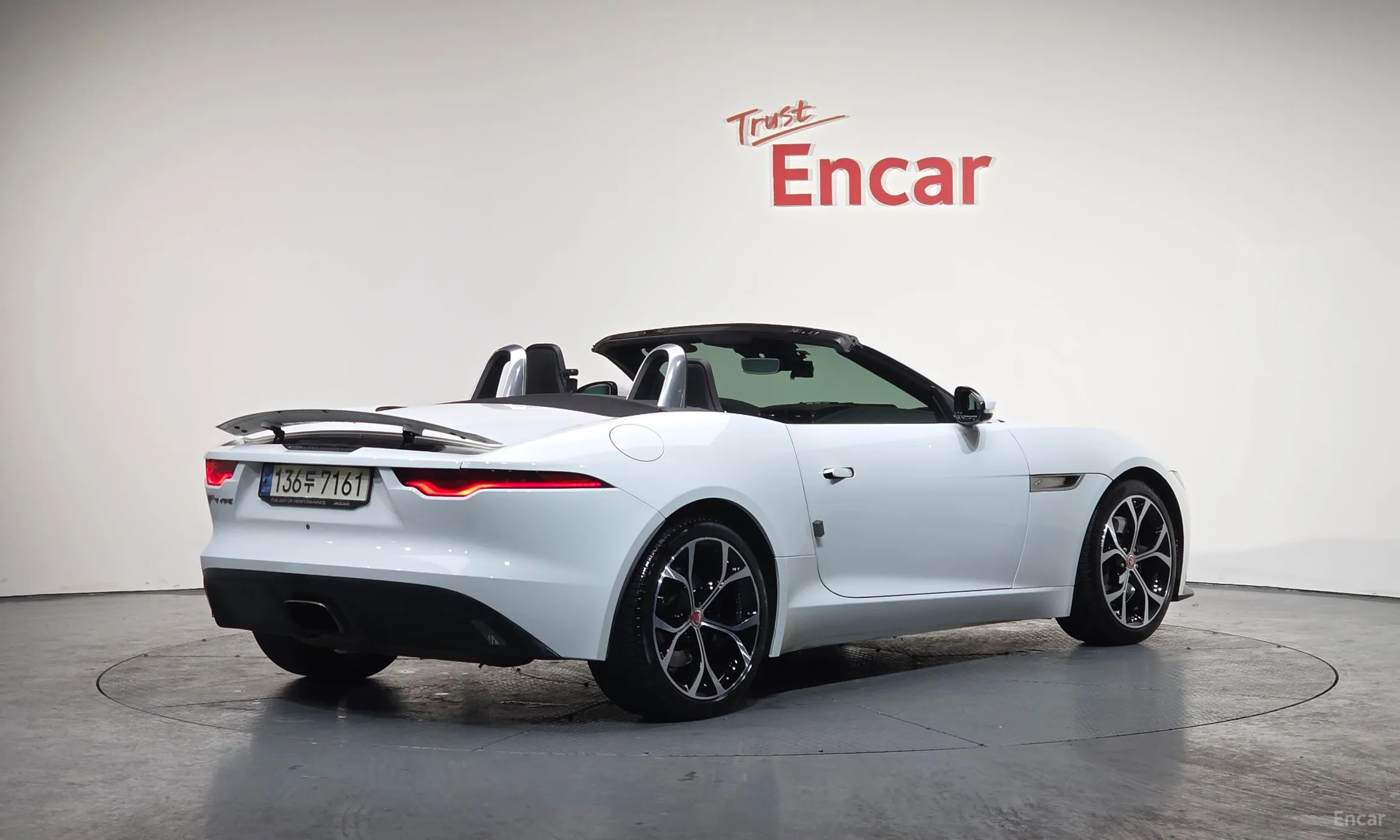 Jaguar F-TYPE