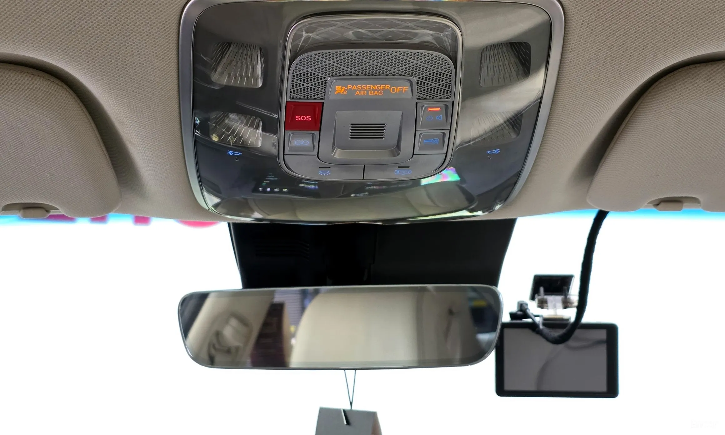 Genesis GV70 превью 17