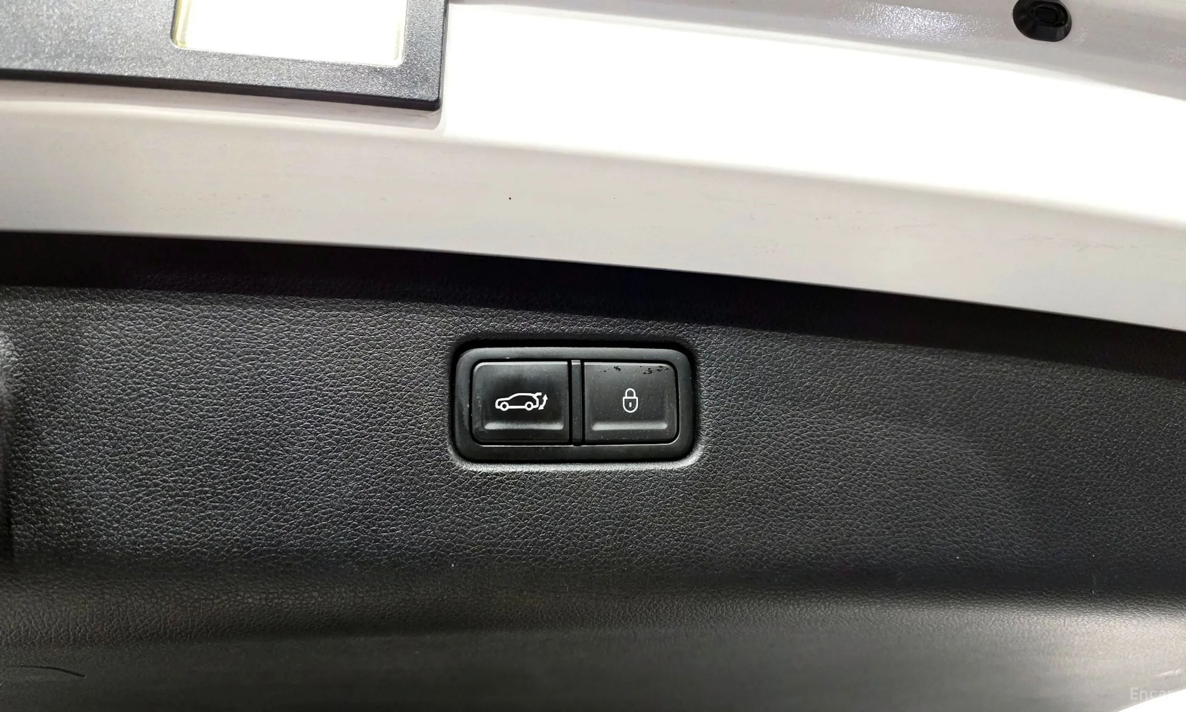 Genesis GV70 превью 20