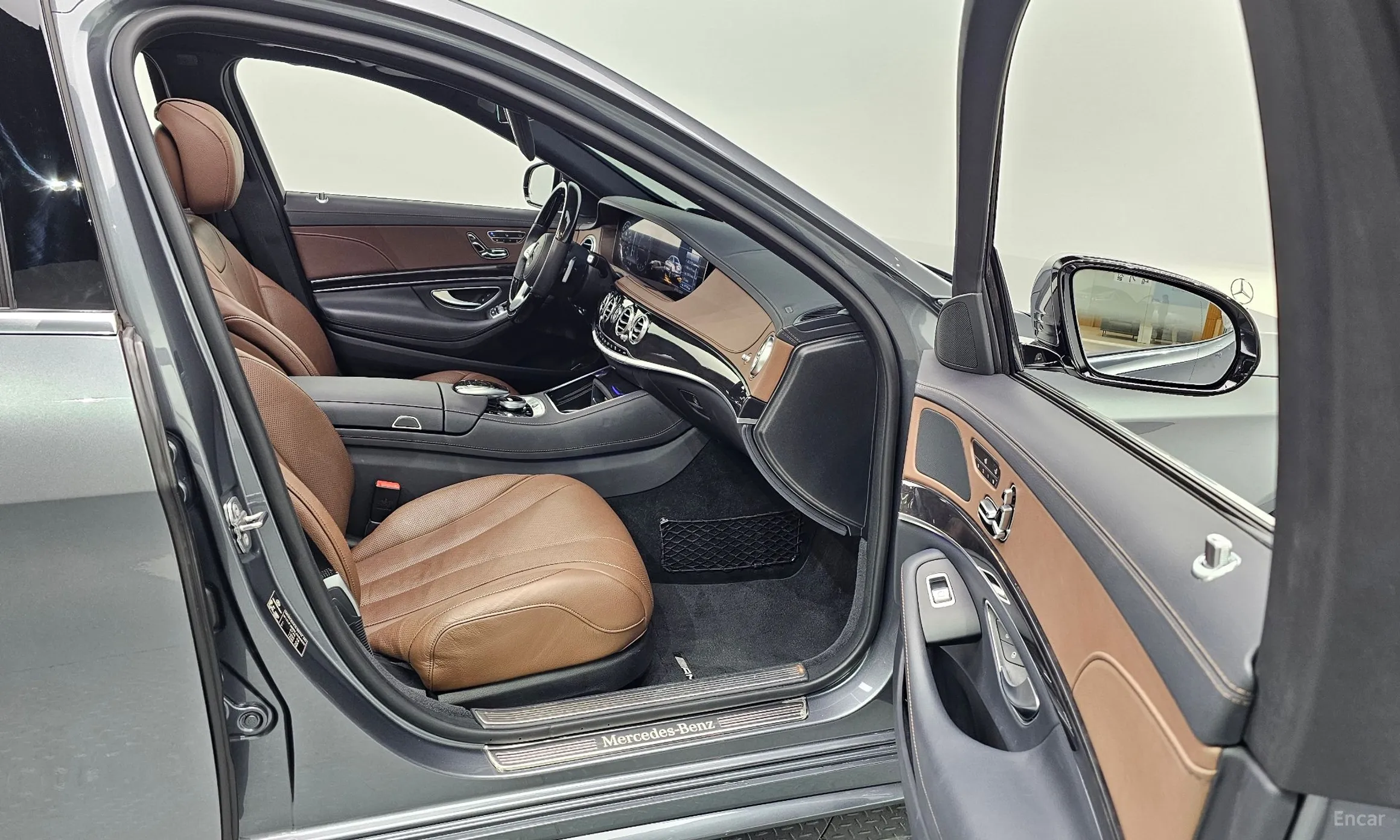 Mercedes Benz S-Class W222 превью 10