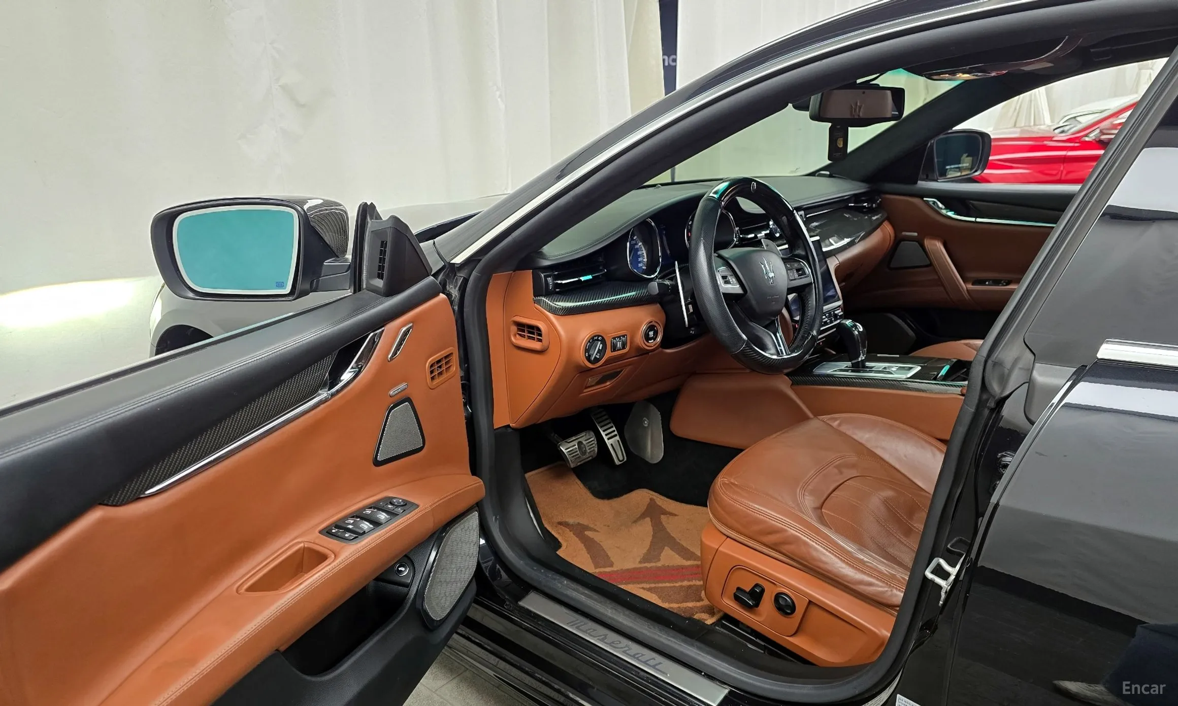 Maserati Quattroporte превью 10