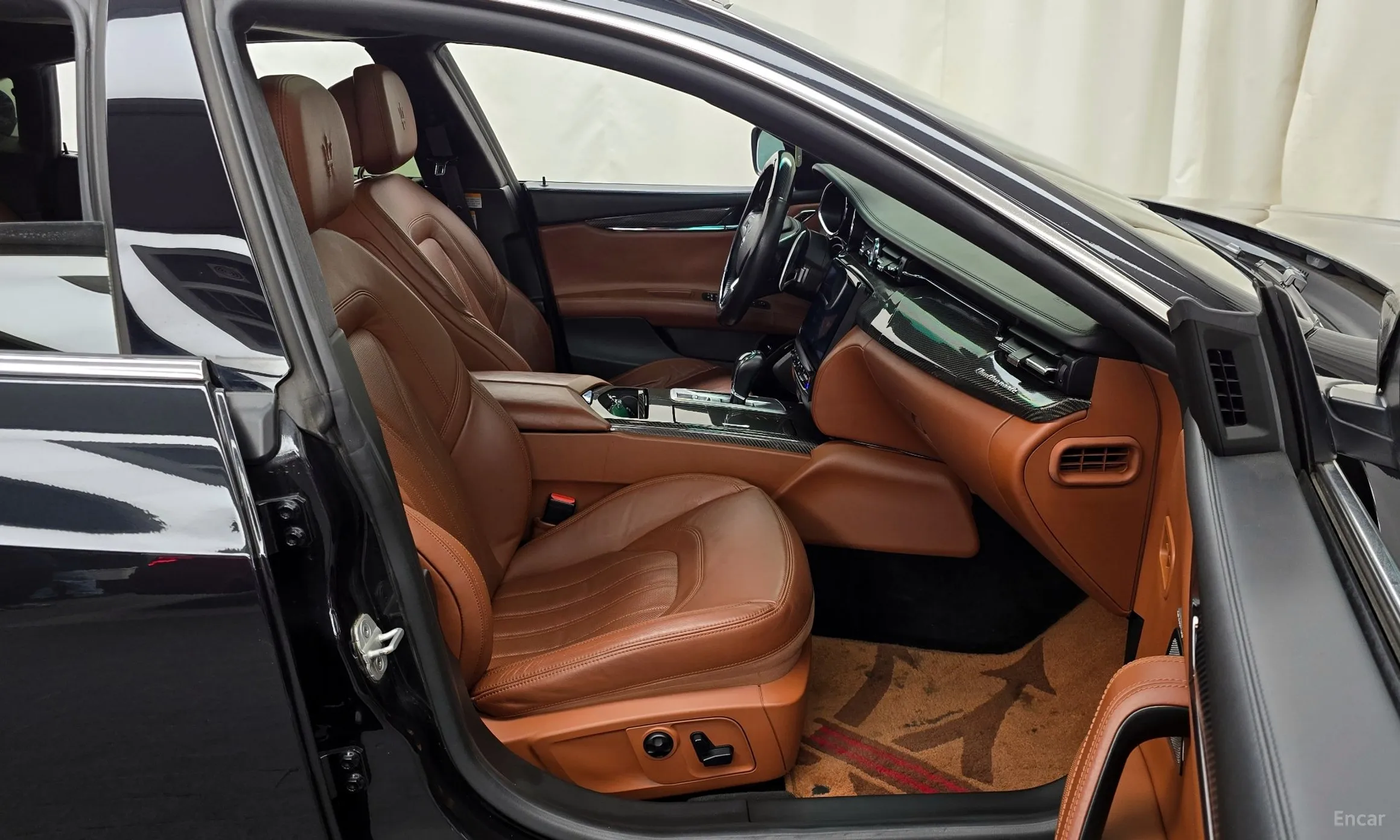 Maserati Quattroporte превью 11
