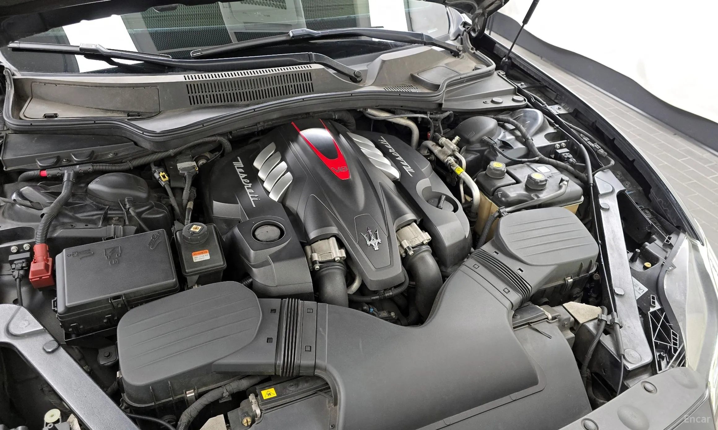 Maserati Quattroporte превью 6