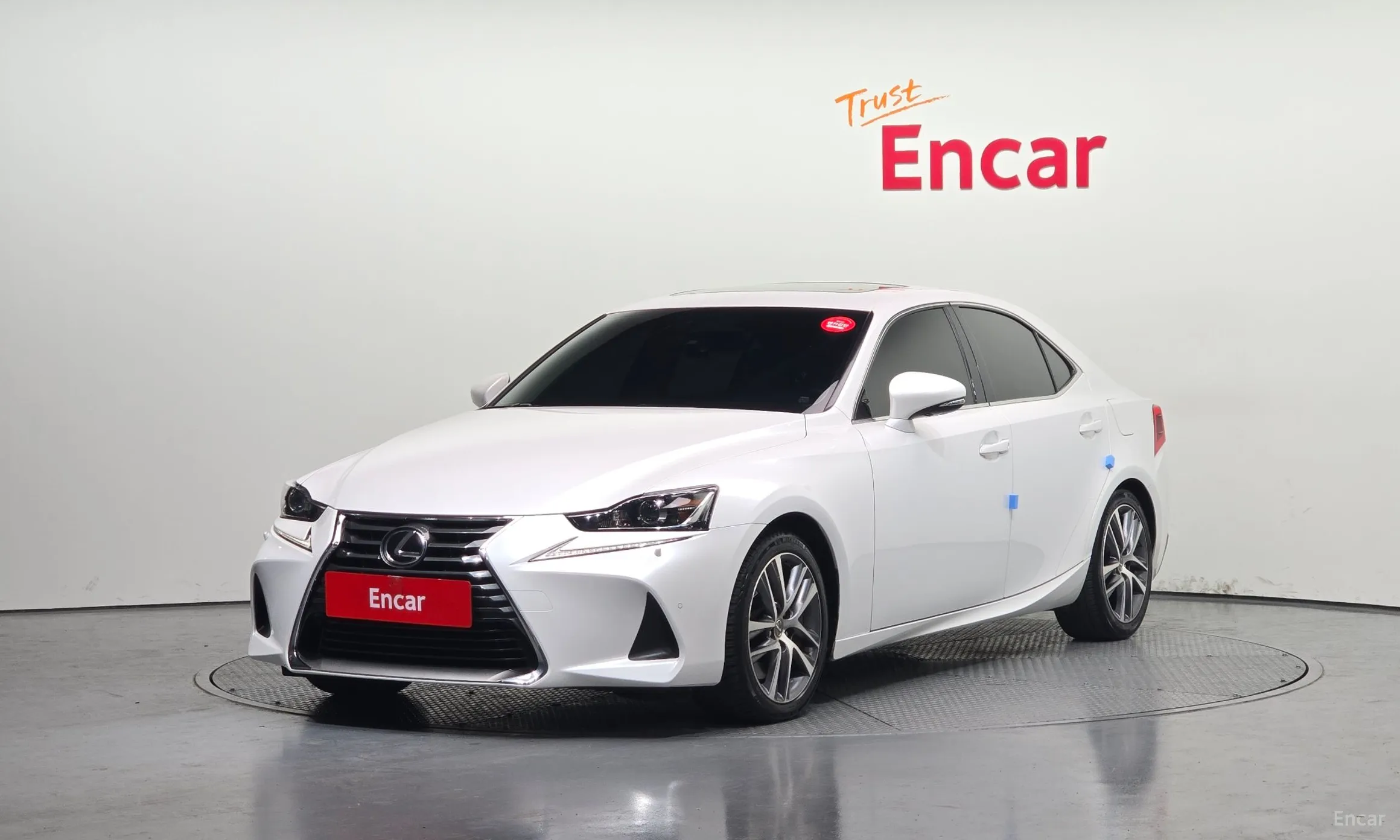 New IS200t