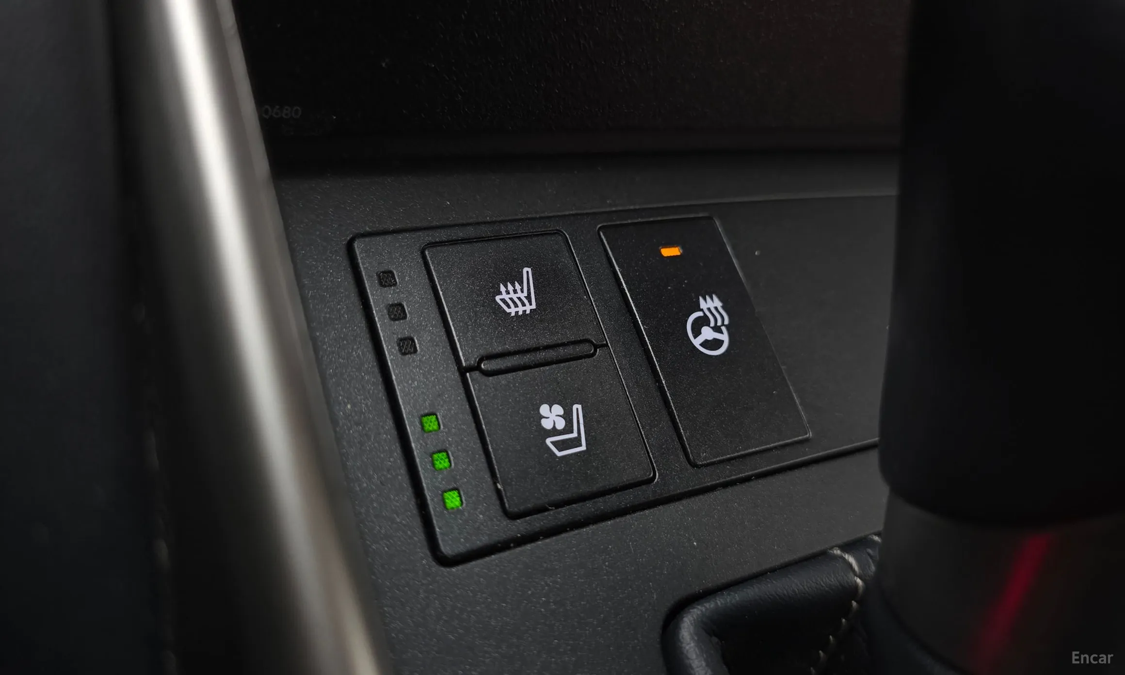 Lexus New IS200t превью 18