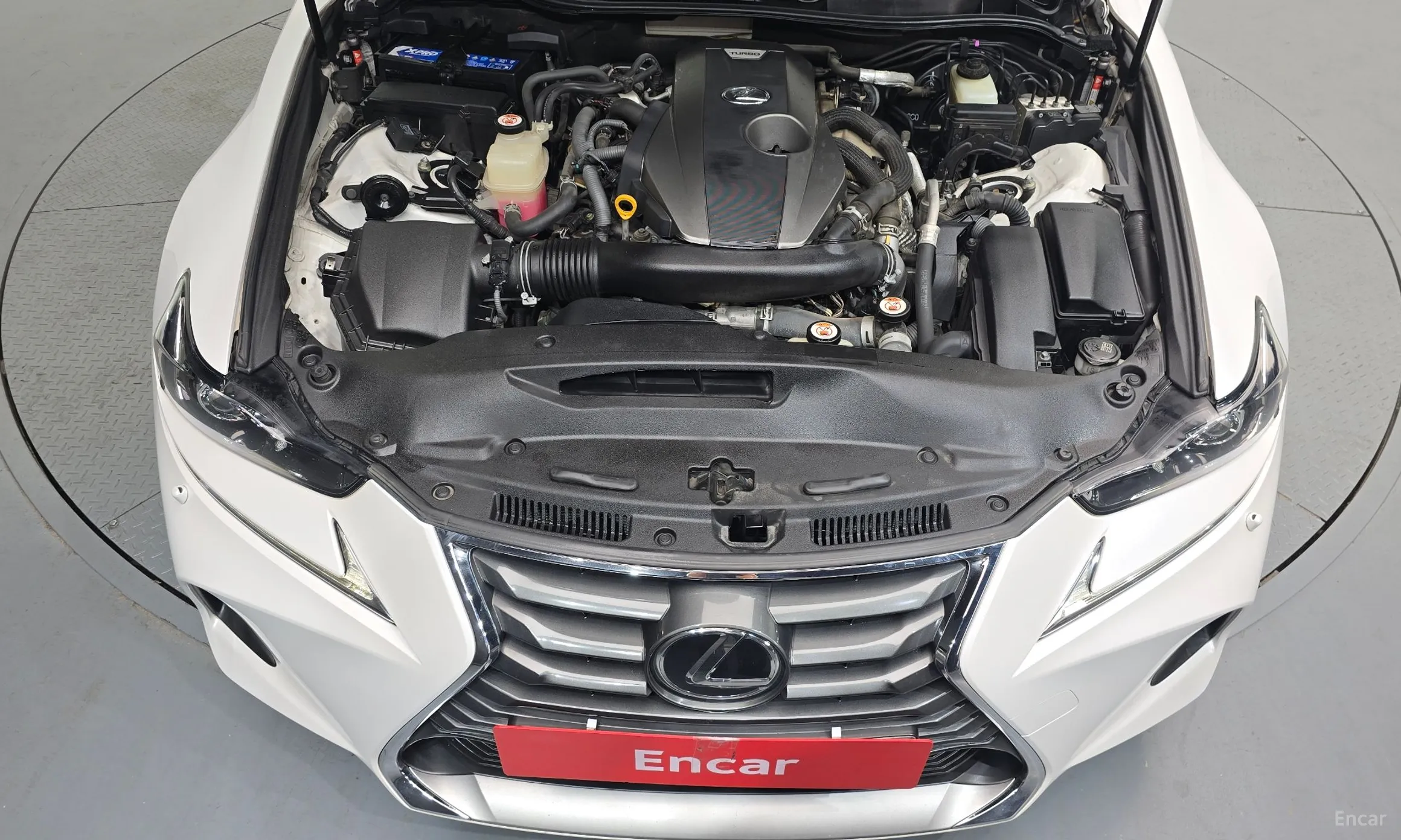 Lexus New IS200t превью 6