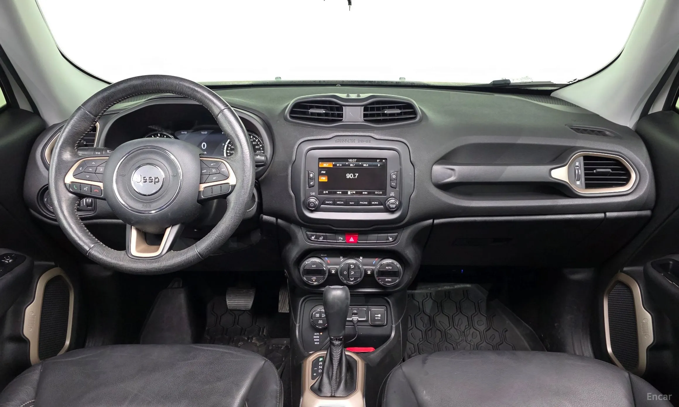 Jeep Renegade превью 7