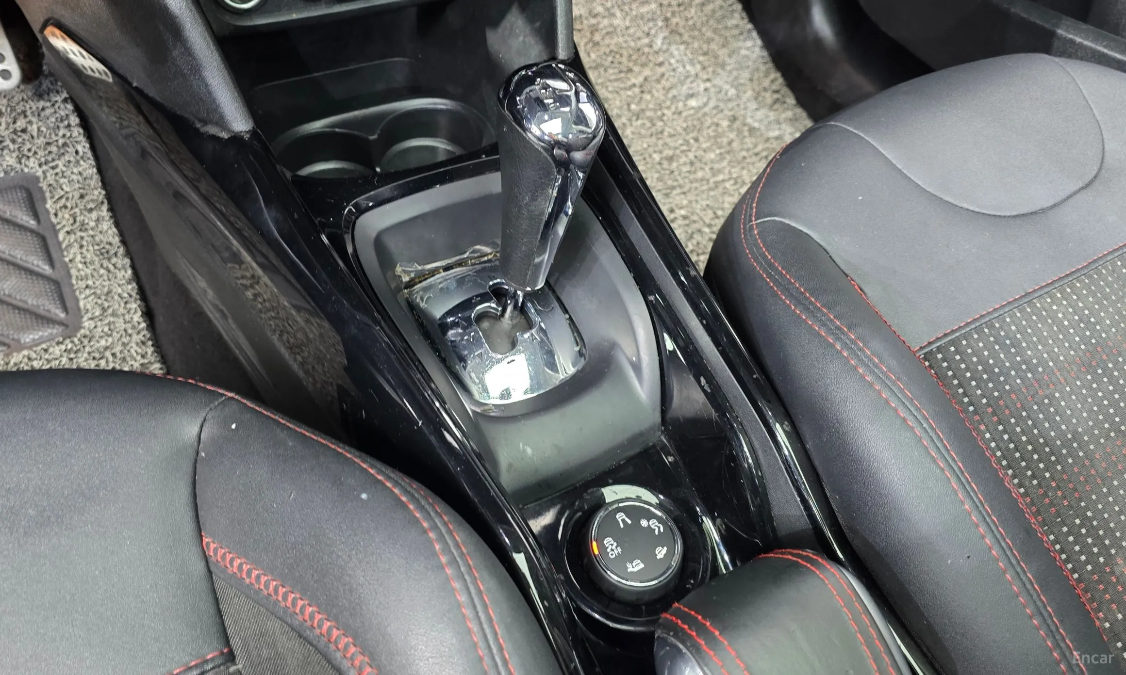 Peugeot 2008. превью 9