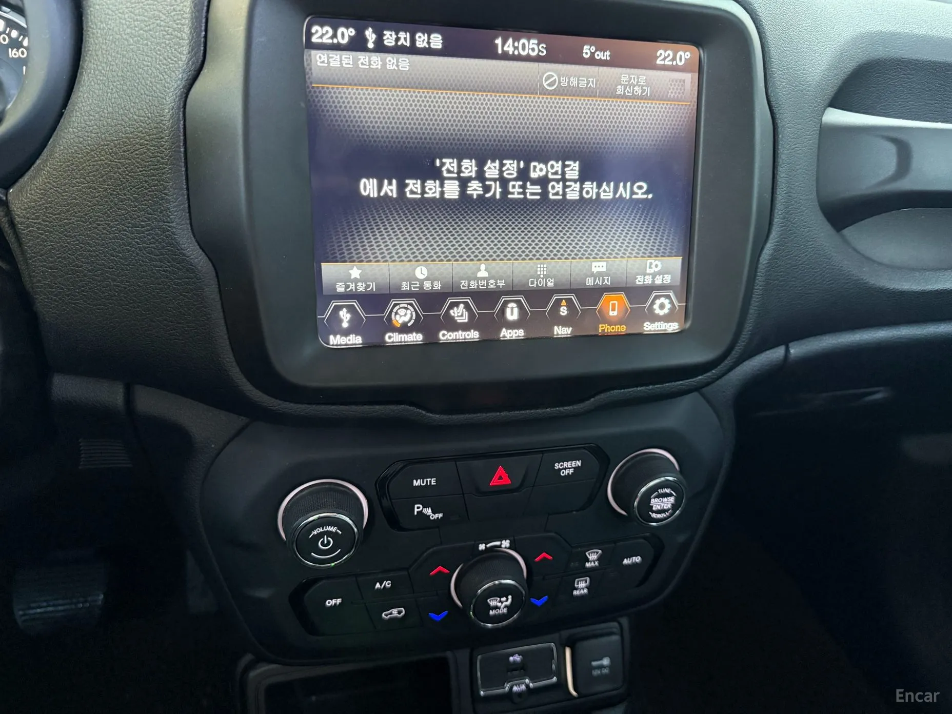 Jeep Renegade превью 12