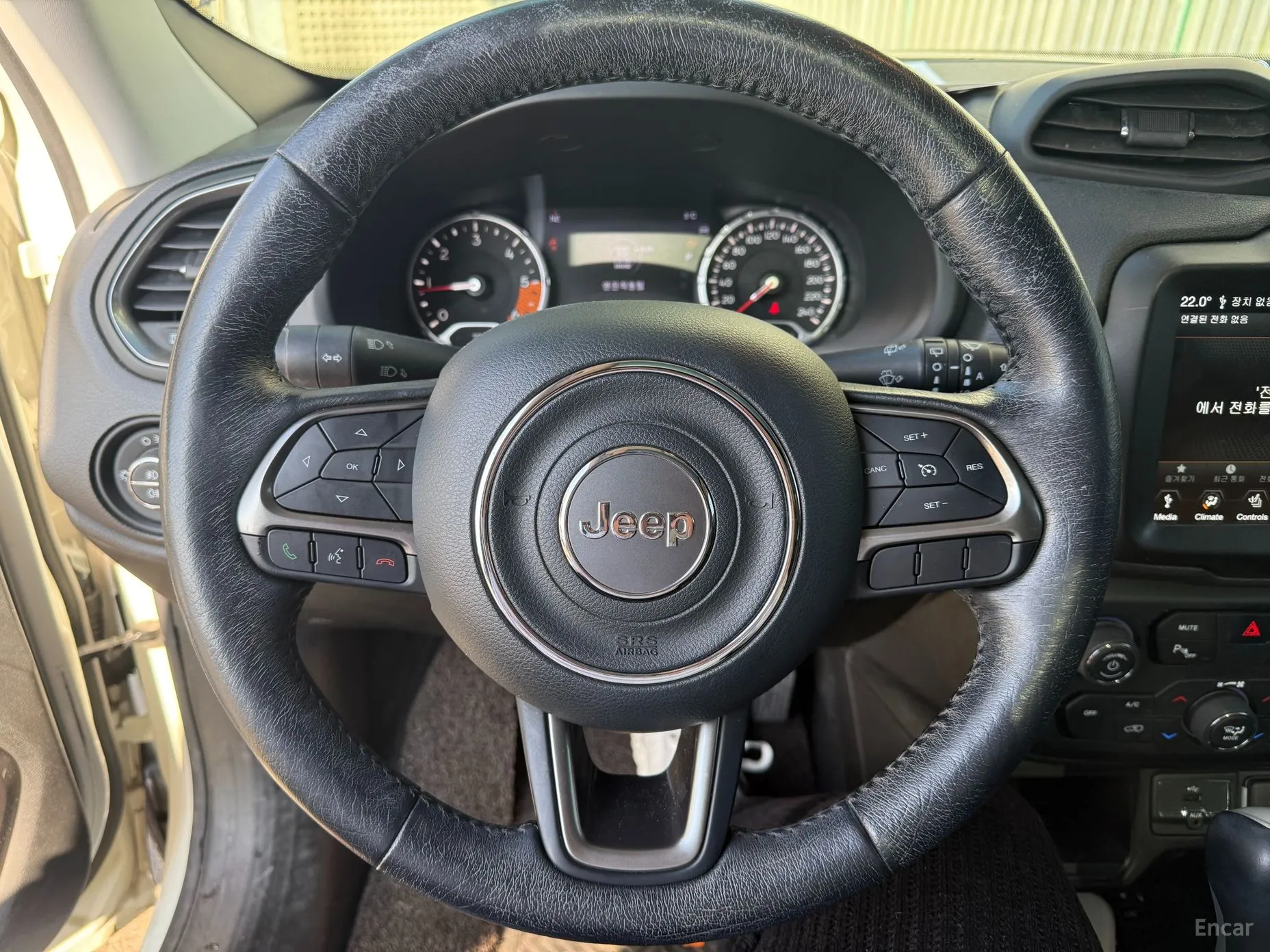 Jeep Renegade превью 5