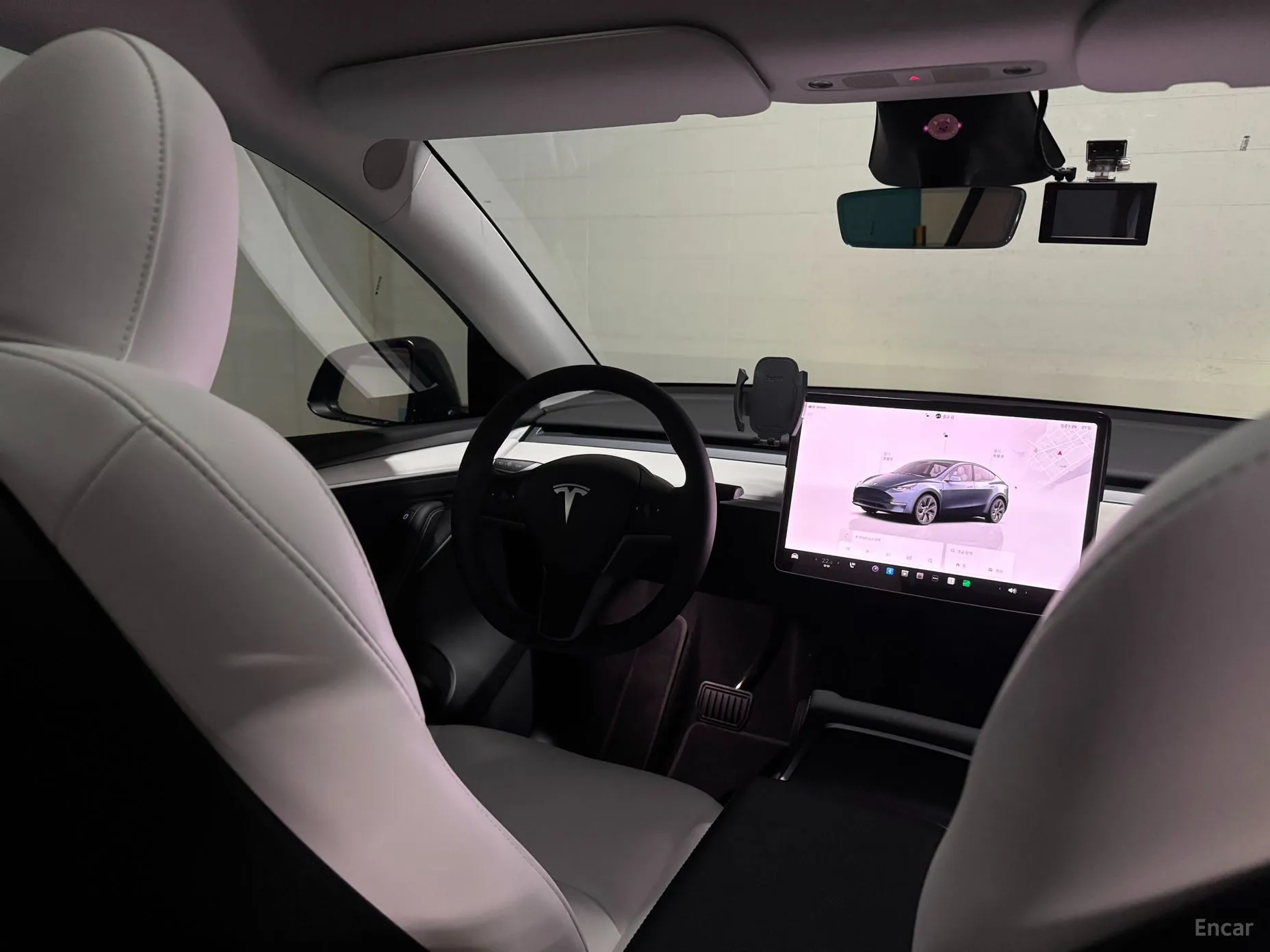 Tesla Model Y превью 11