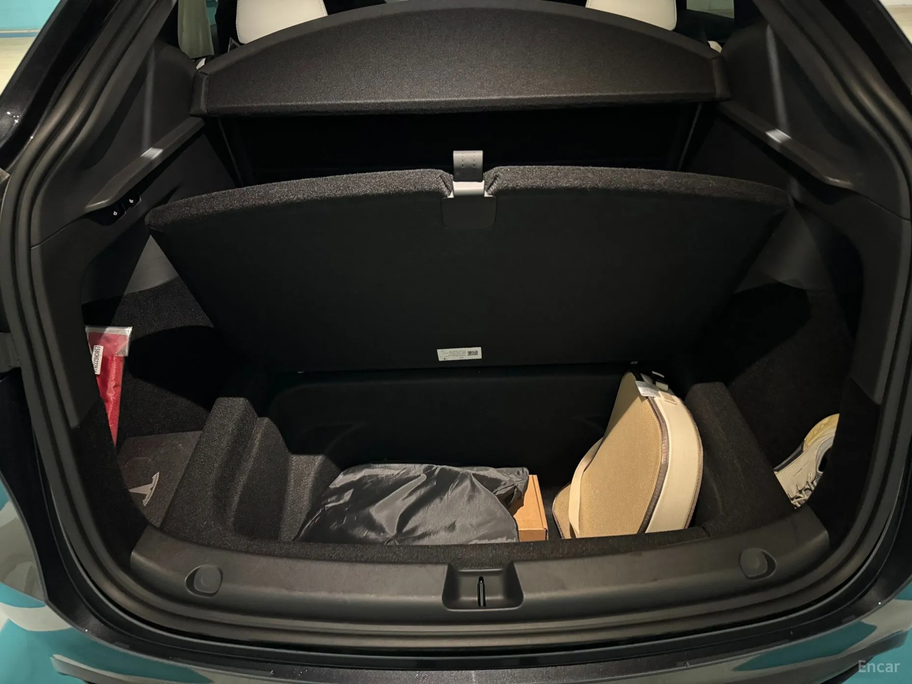 Tesla Model Y превью 13