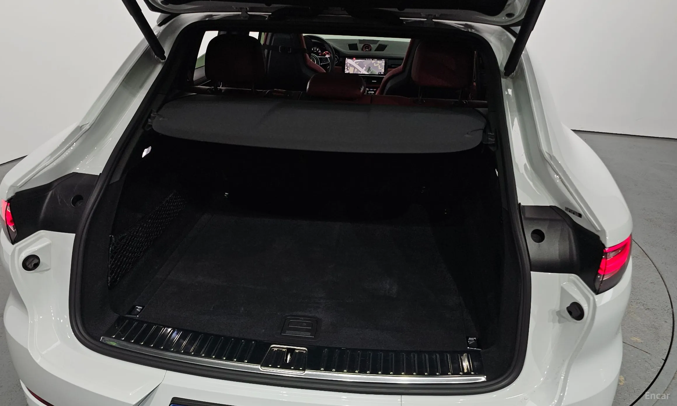 Porsche Cayenne (PO536) превью 20