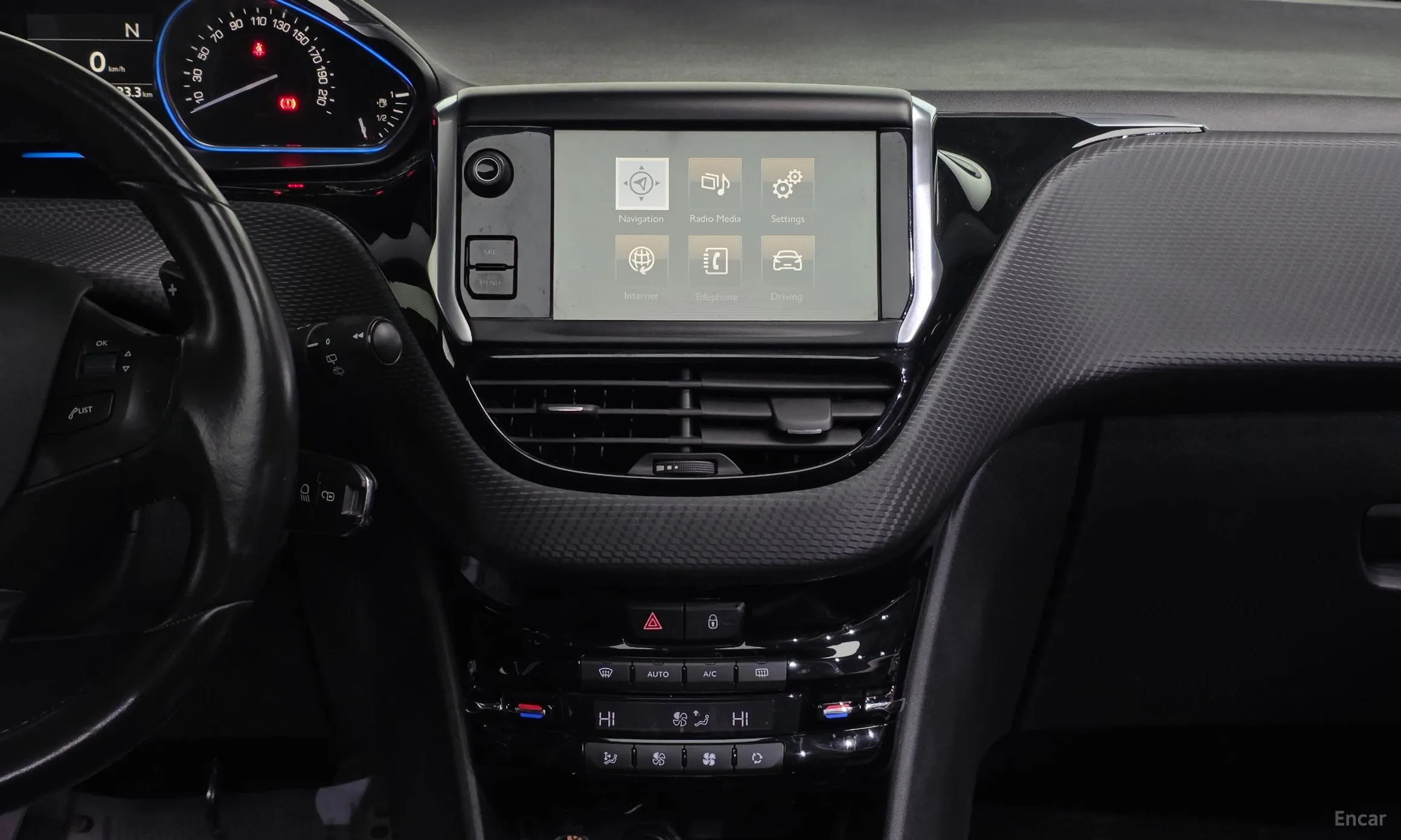 Peugeot 2008. превью 14