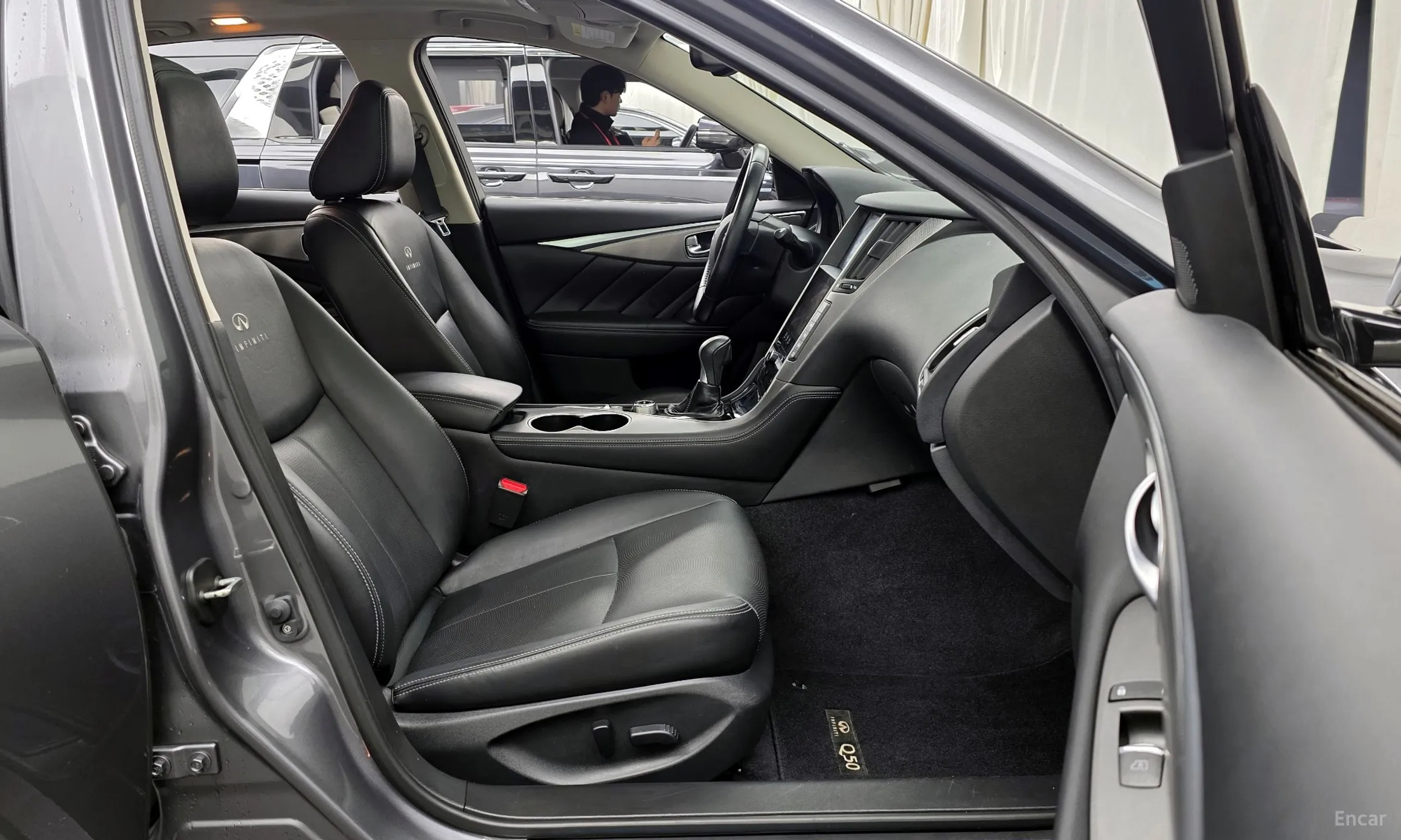 Infiniti Q50 превью 11