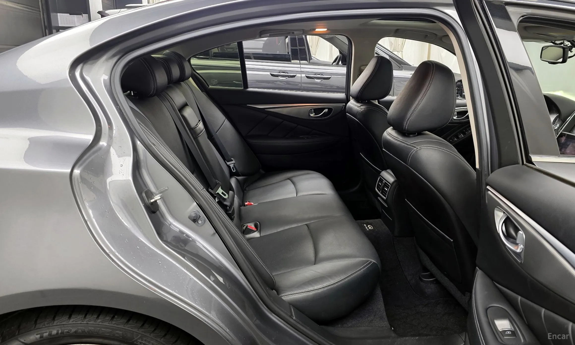 Infiniti Q50 превью 12