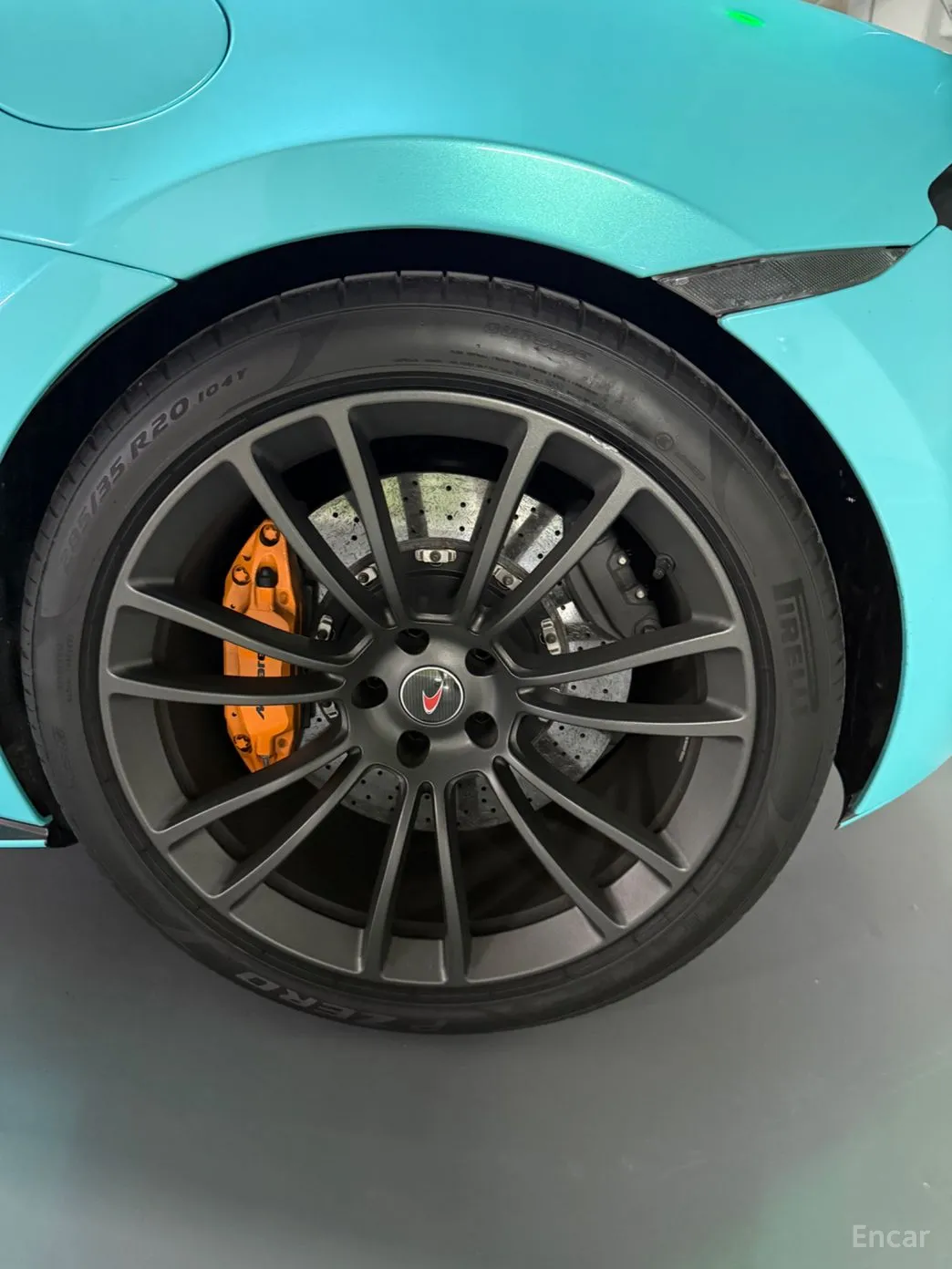 McLaren 570S превью 15