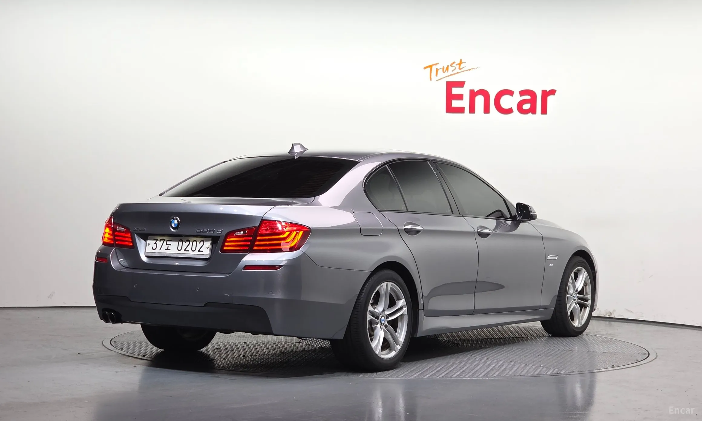BMW 5 Series (F10) превью 2