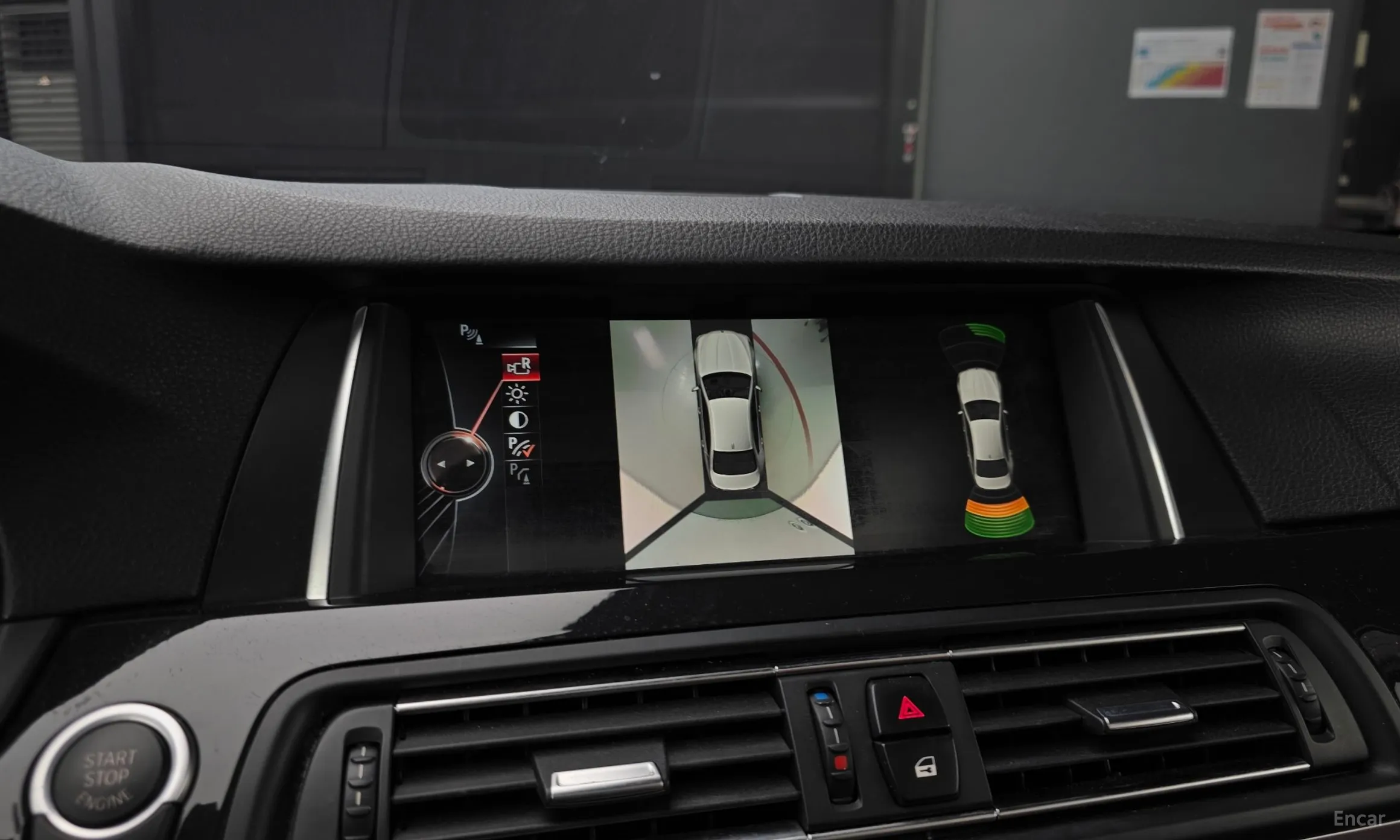 BMW 5 Series (F10) превью 16