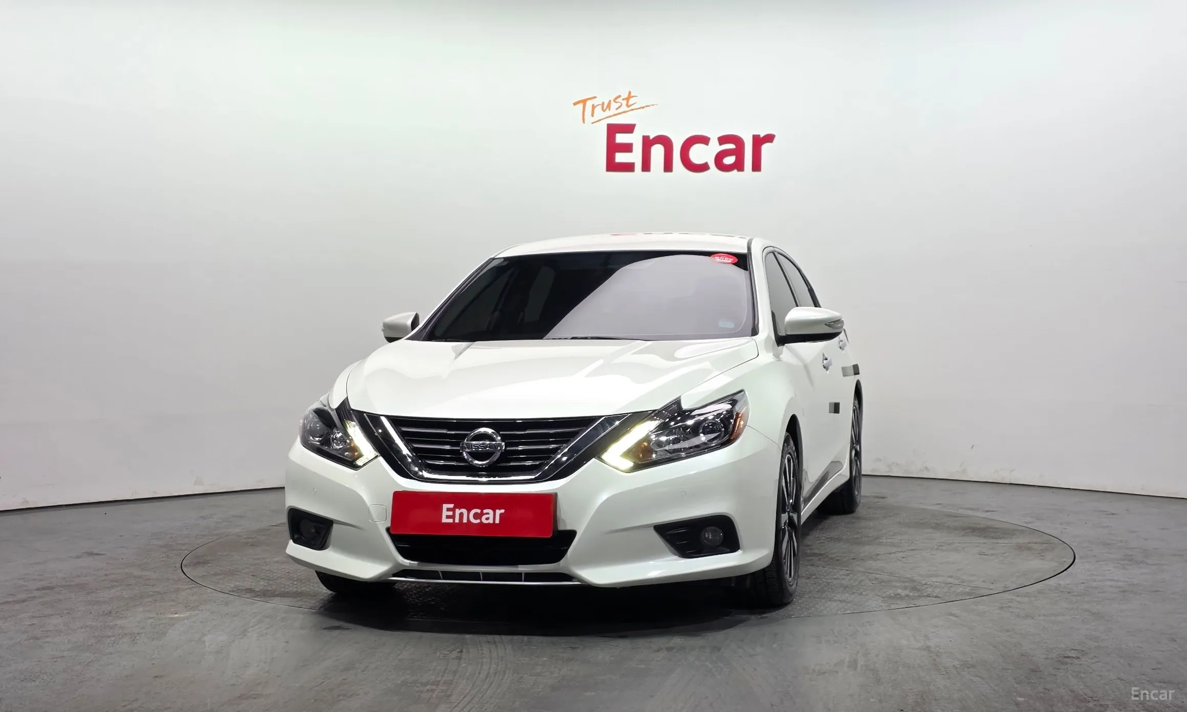 Nissan Altima превью 3
