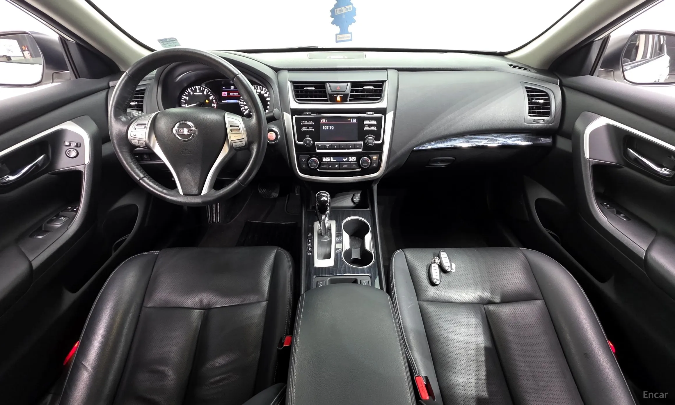 Nissan Altima превью 7