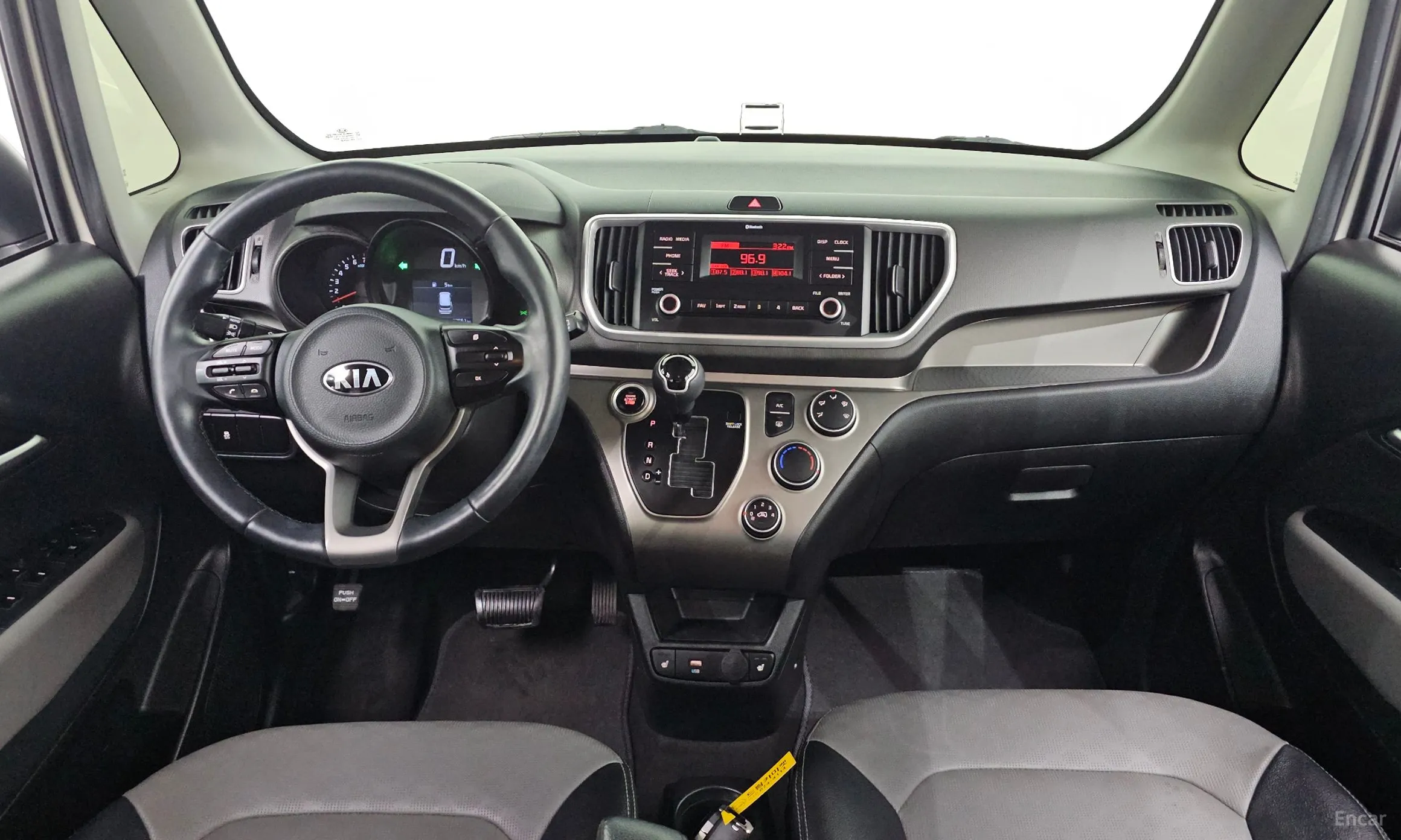 Kia Ray превью 7