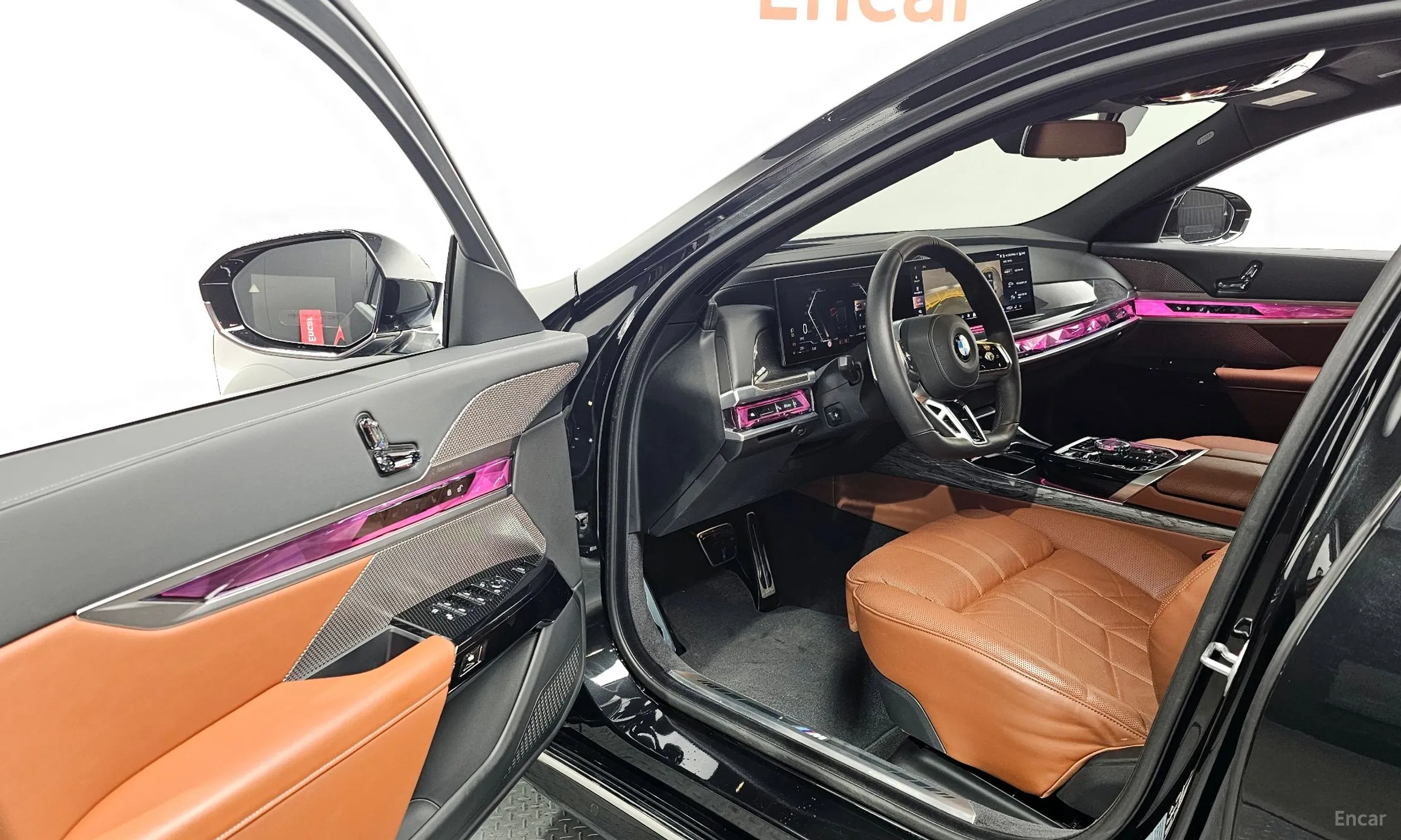 BMW 7 Series (G70) превью 10