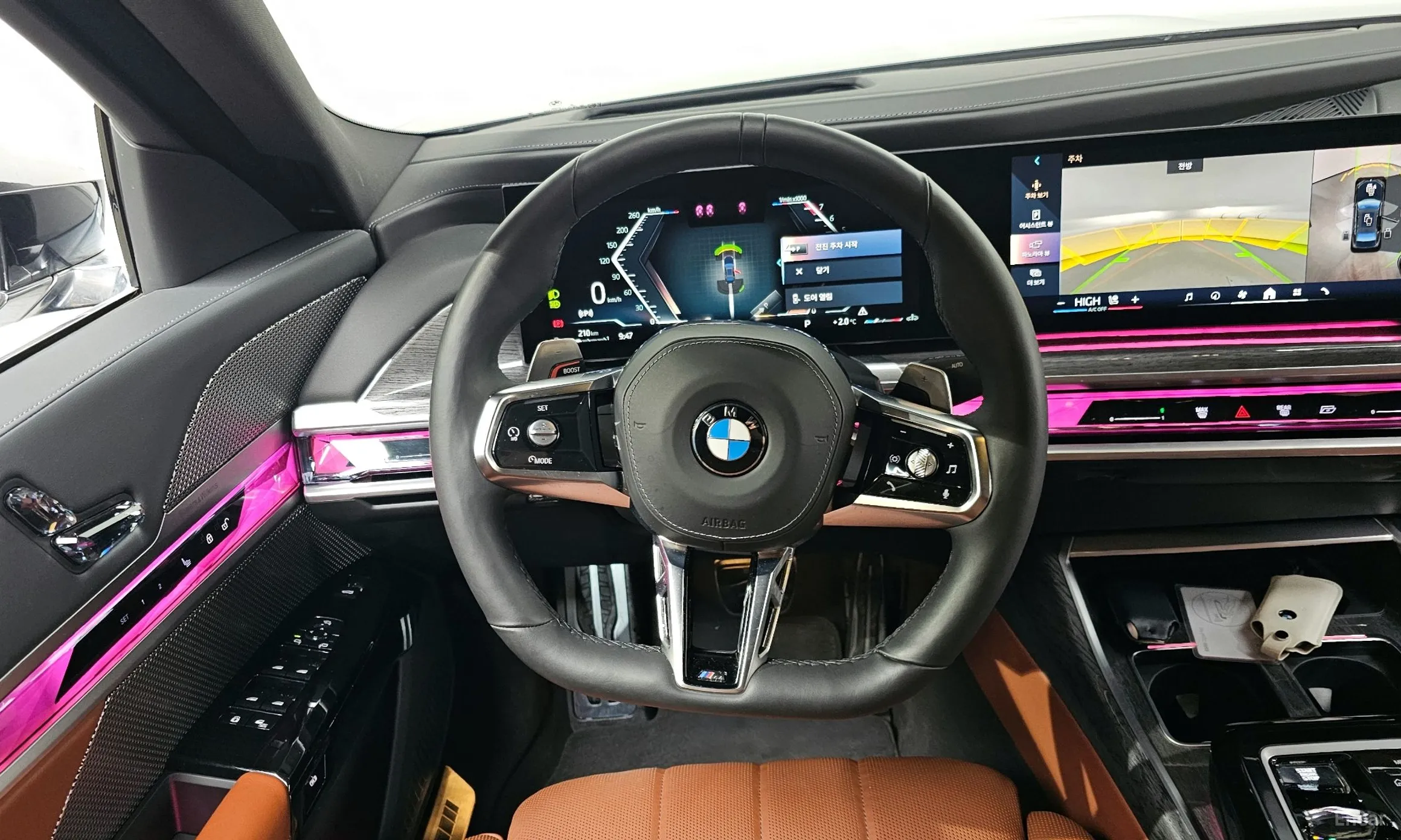 BMW 7 Series (G70) превью 13