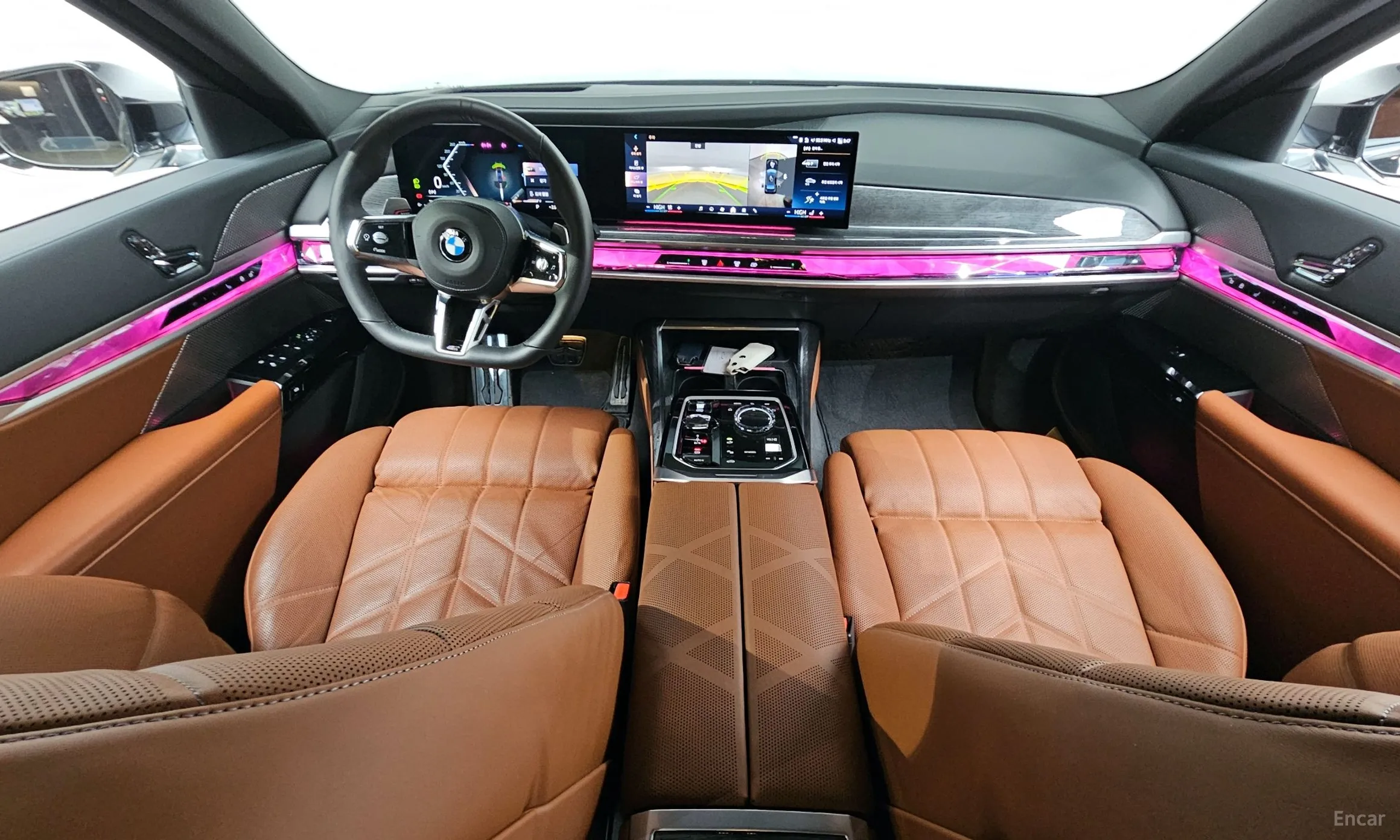 BMW 7 Series (G70) превью 7