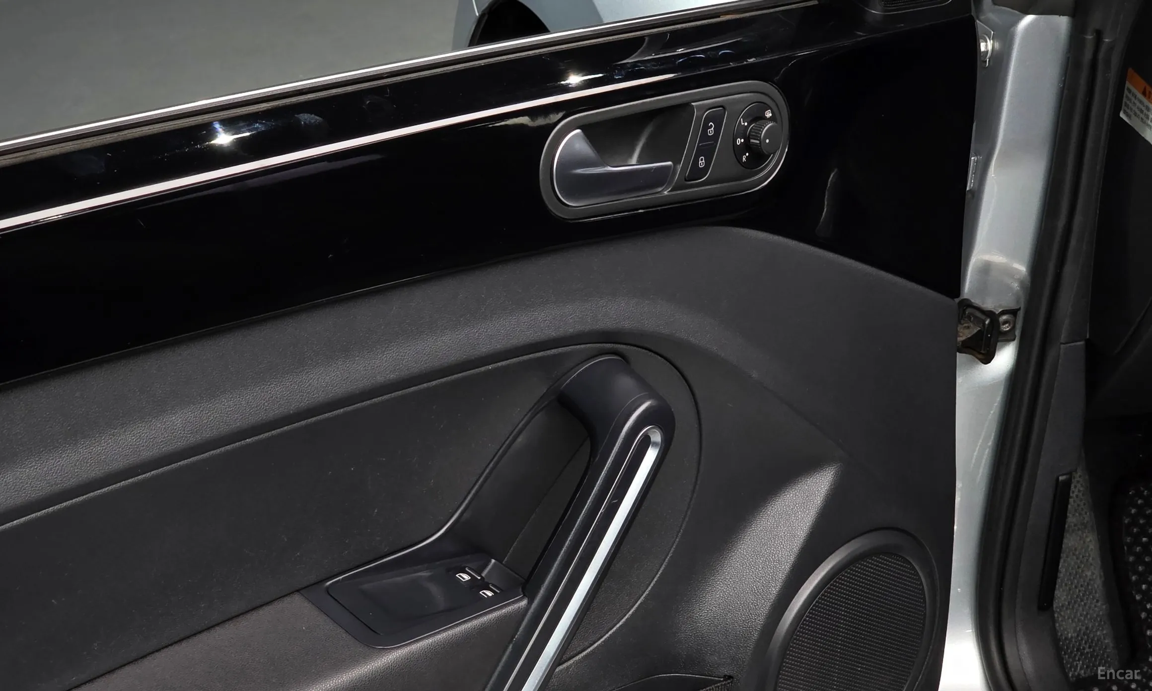 Volkswagen The Beetle превью 17